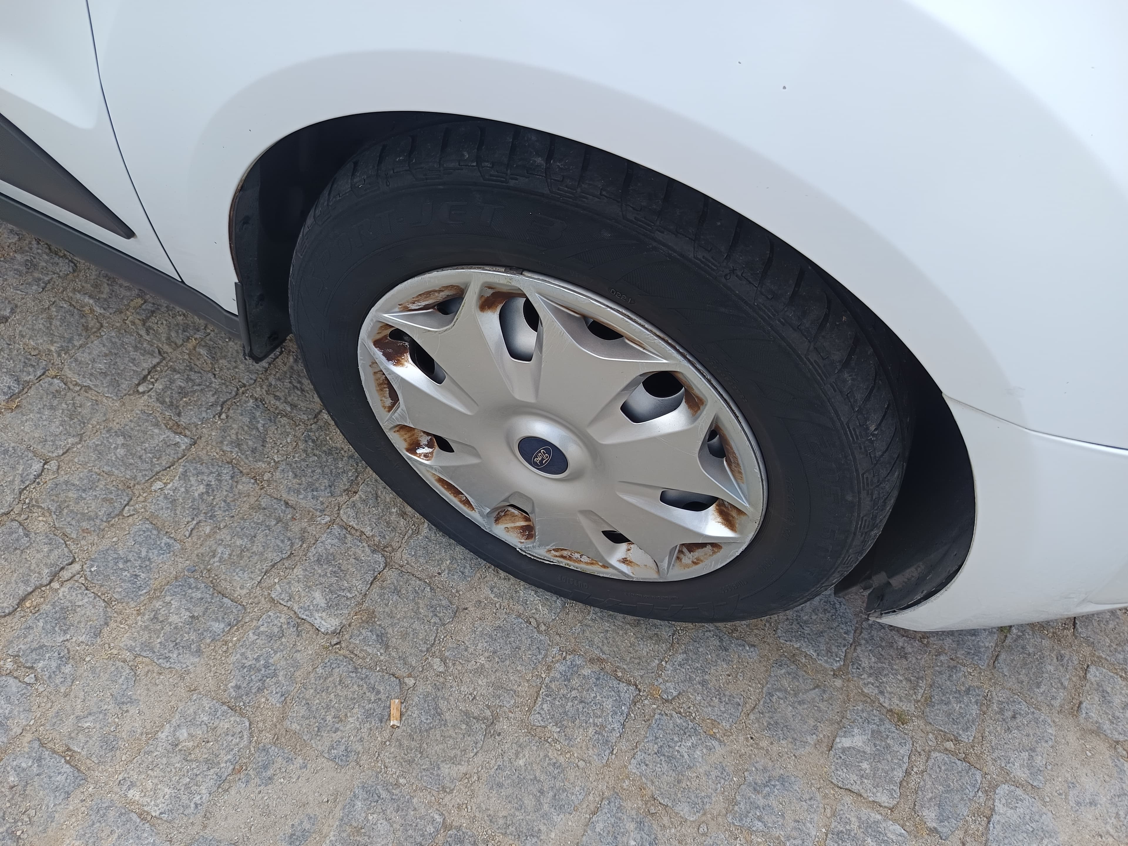 Ford Transit Connect · Ano 2014 — image 8