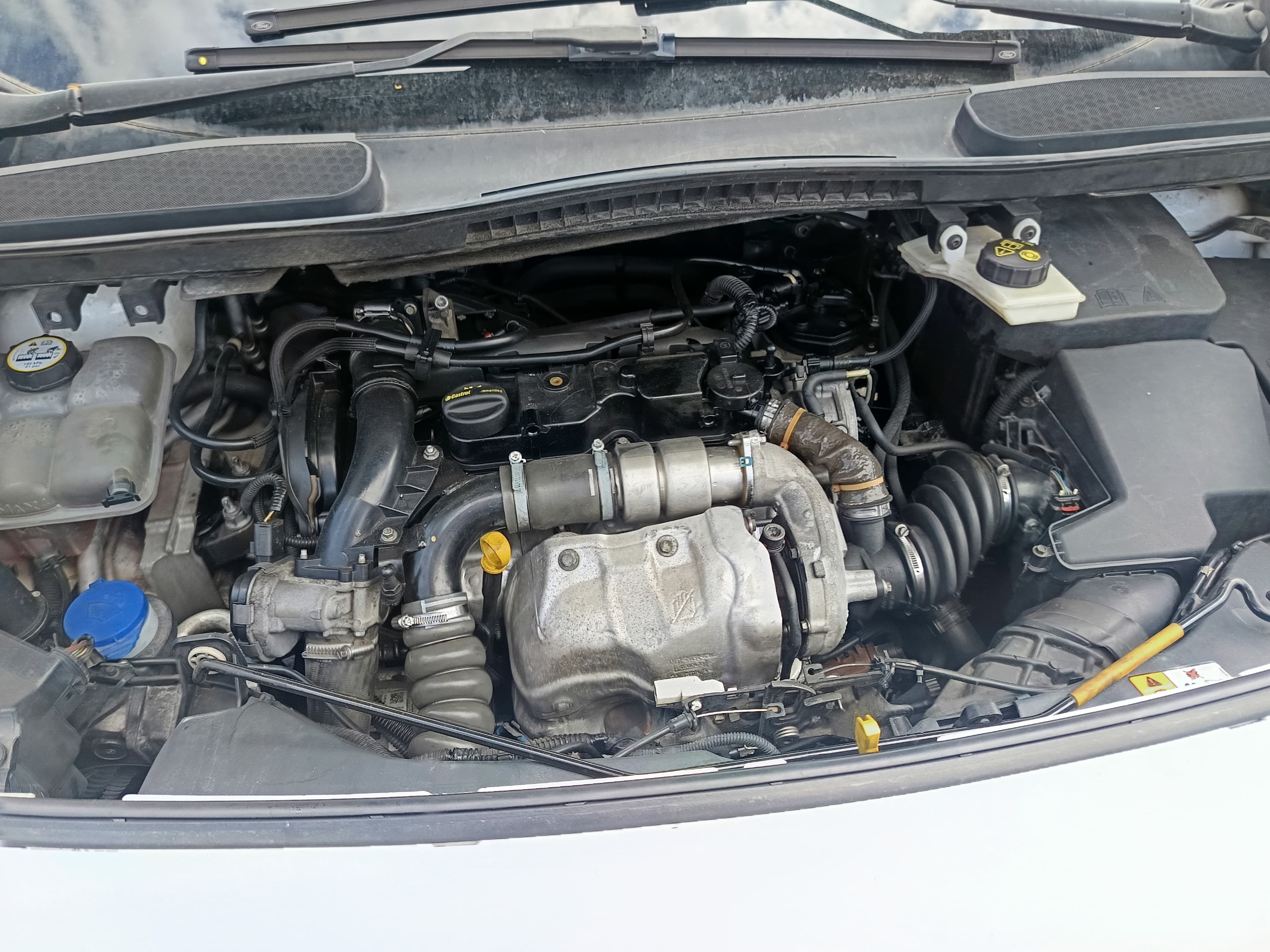 Ford Transit Connect · Ano 2014 — image 17