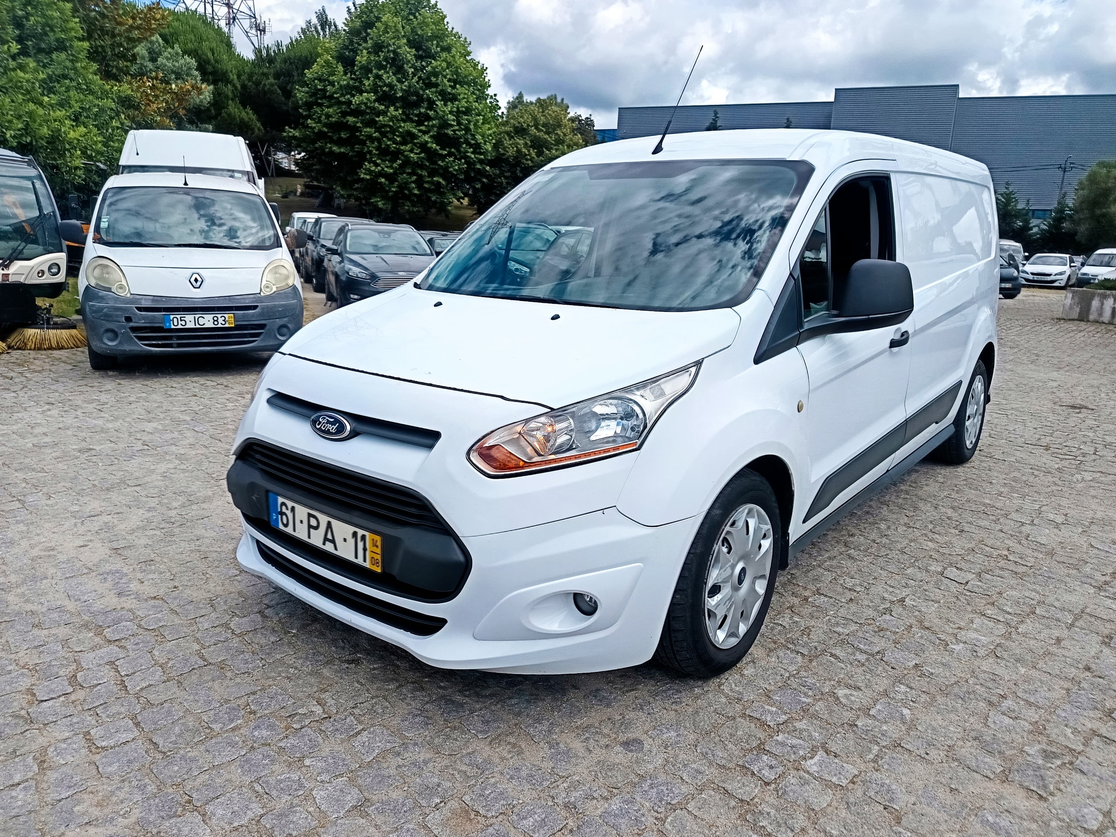 Ford Transit Connect · Ano 2014 — image 1