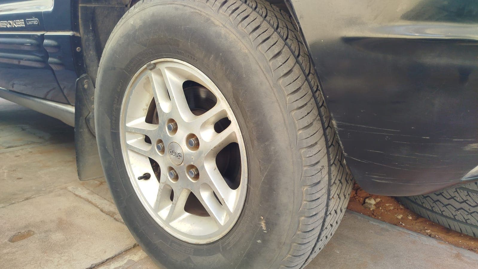 Jeep Grand Cherokee 2.70m - 2000 — image 4