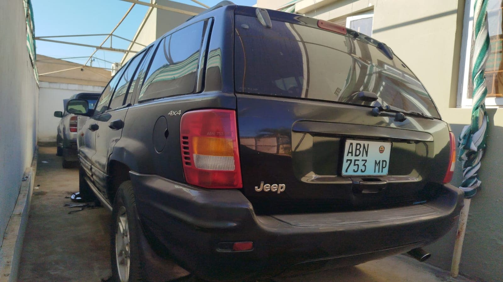 Jeep Grand Cherokee 2.70m - 2000 — image 3