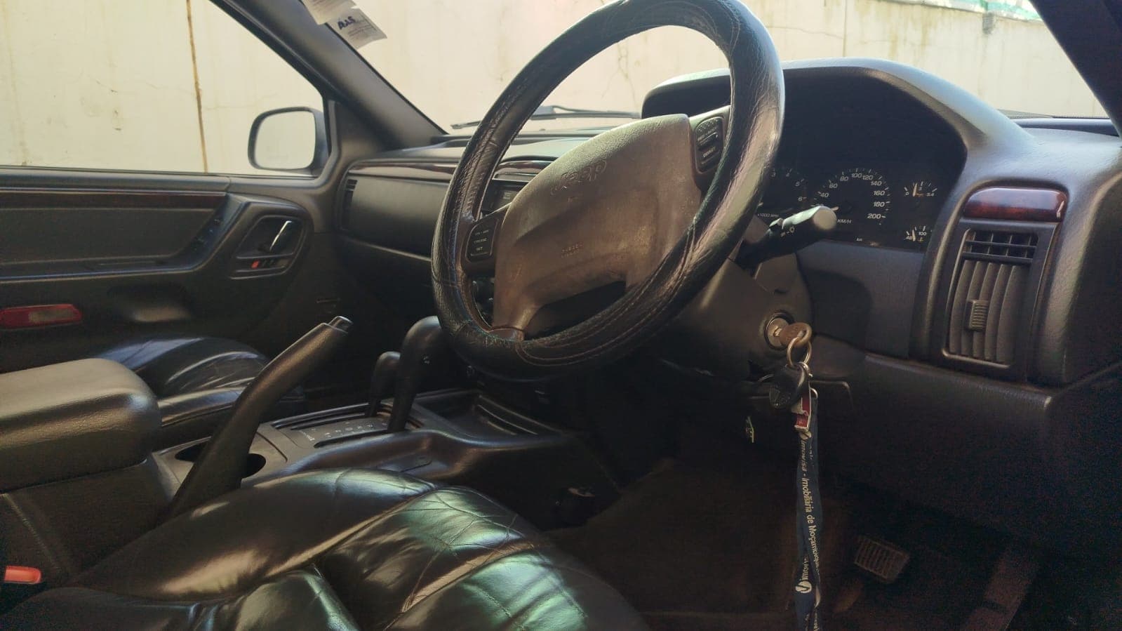 Jeep Grand Cherokee 2.70m - 2000 — image 6