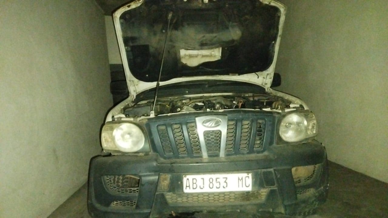 Mahindra Scorpio 2.60m - 2012 — imagem 13