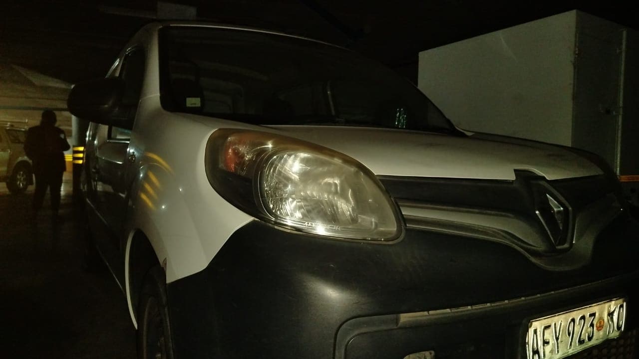 Renault Kangoo Express 2.70m - 2016 — imagem 1