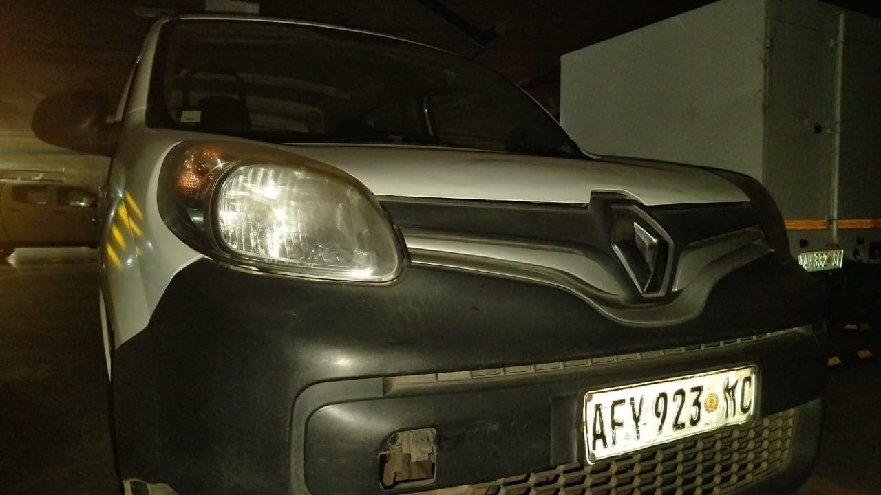 Renault Kangoo Express 2.70m - 2016 — imagem 3