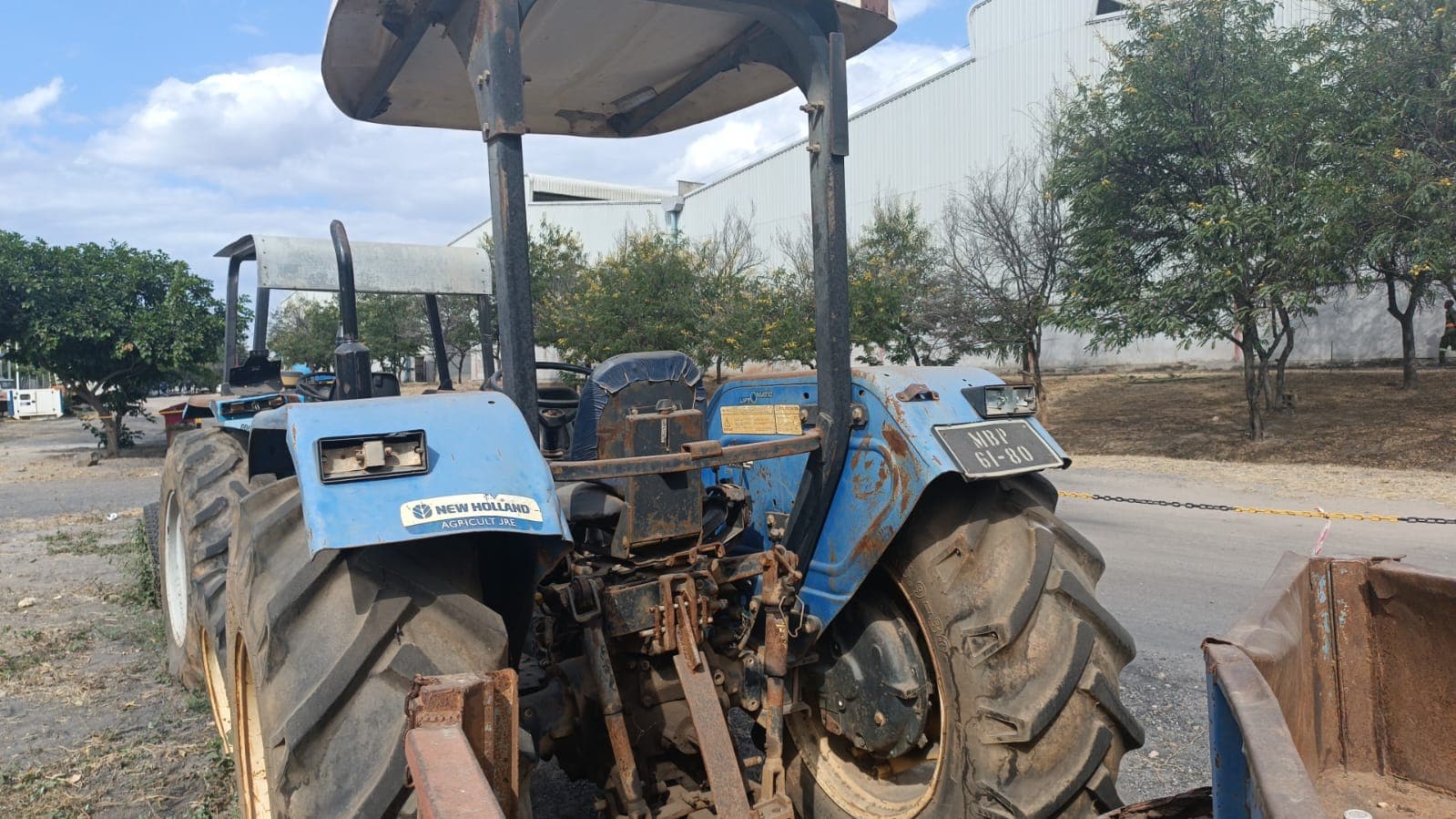 Trator New Holland/NHTT75 — imagem 3