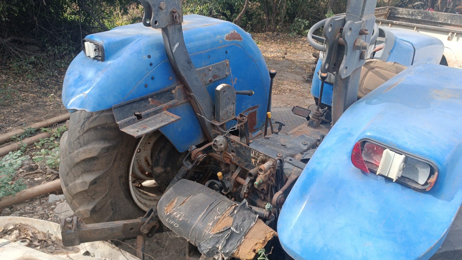 Trator - New Holland/TD80 — imagen 5