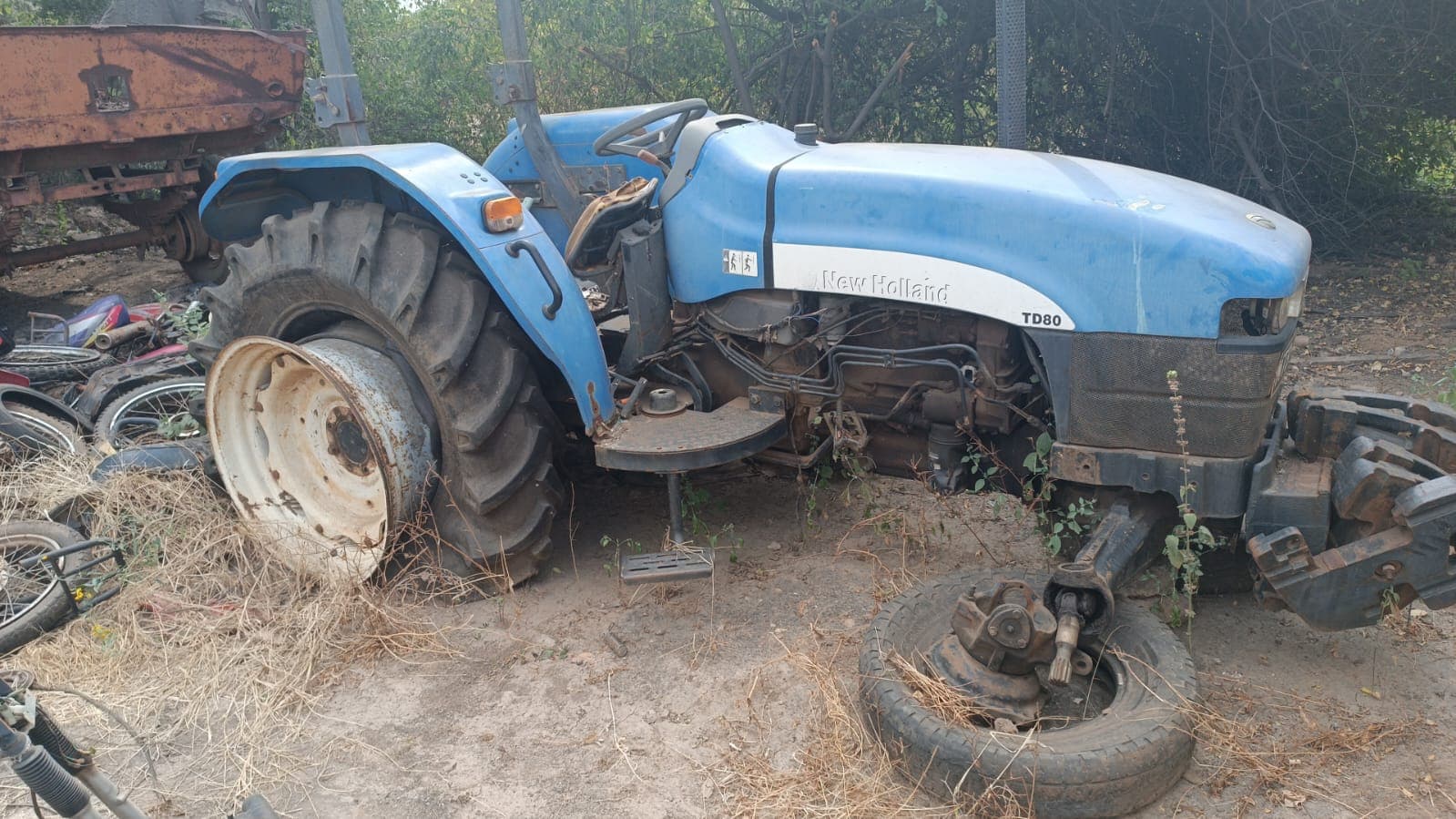 Trator - New Holland/TD80 — imagen 3
