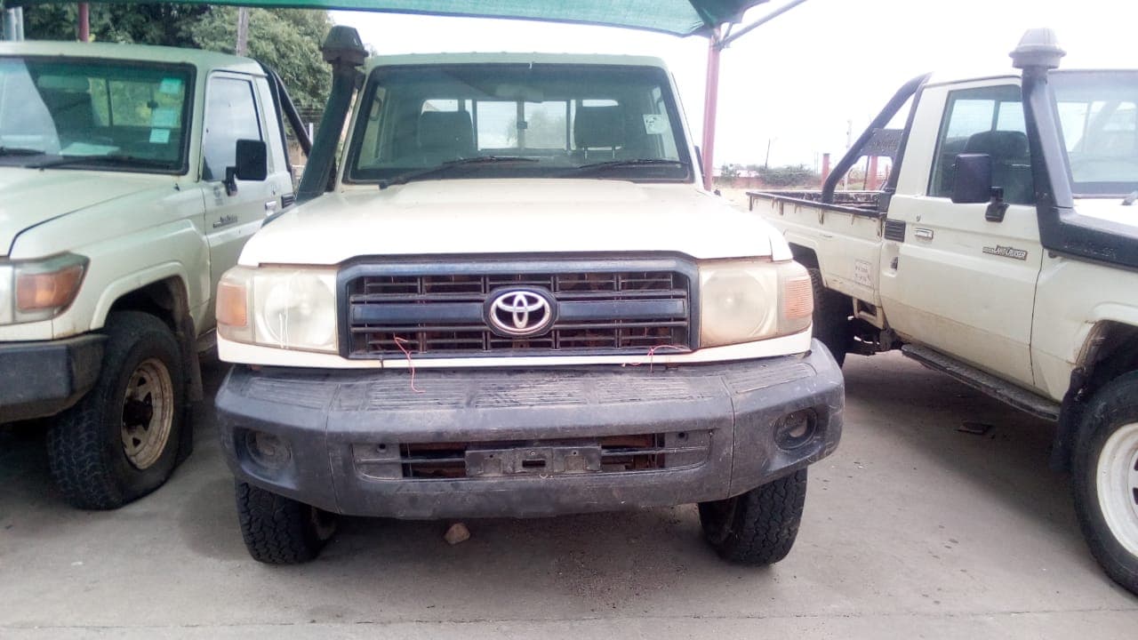 Toyota/Land Cruiser - 2013 — imagem 9