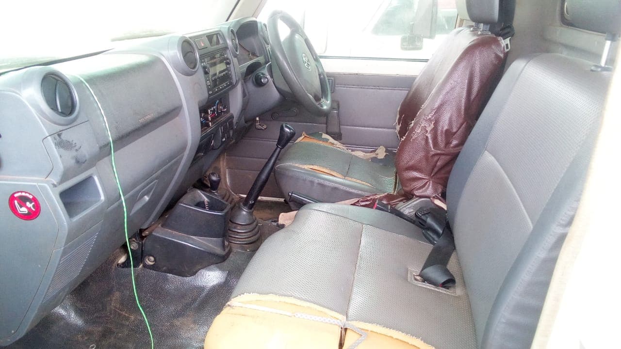 Toyota/Land Cruiser - 2013 — imagem 5