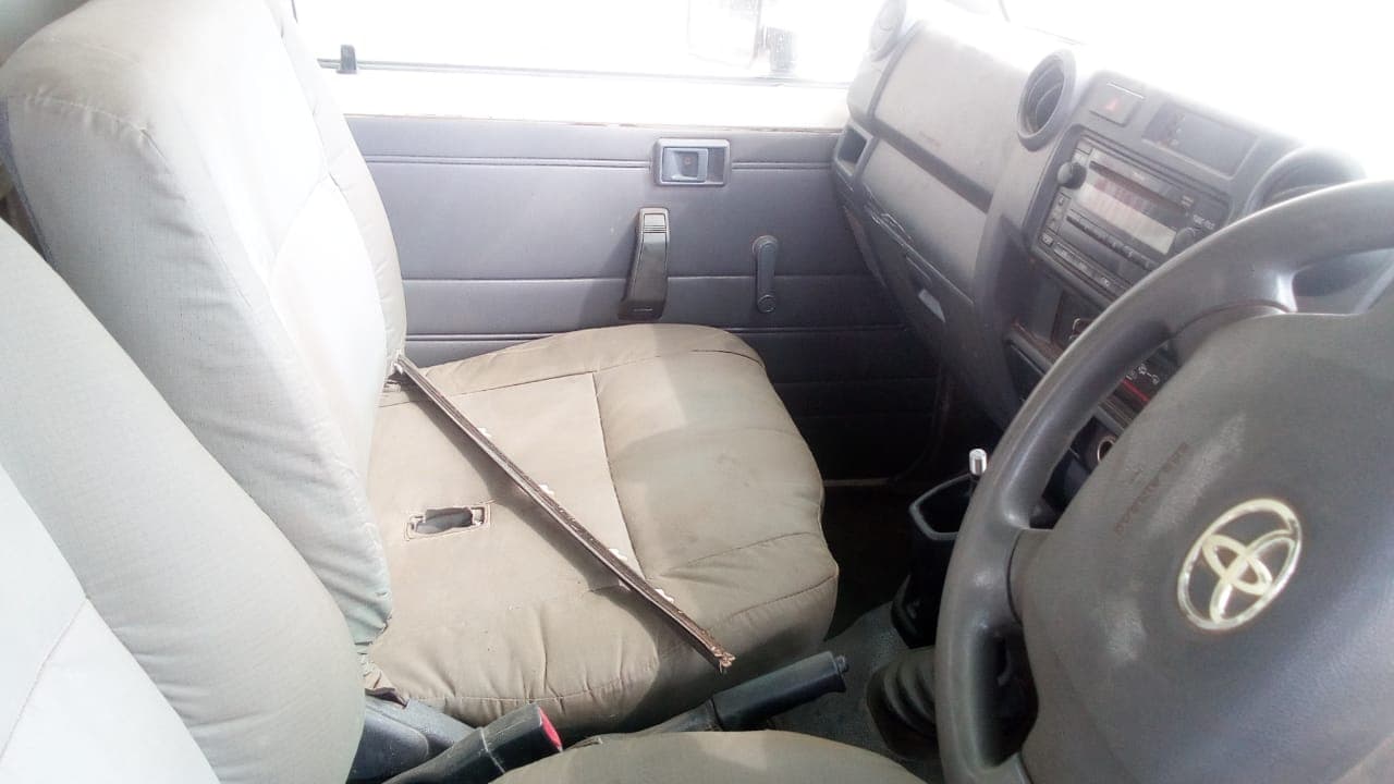 Toyota/Land Cruiser - 2012 — imagem 4