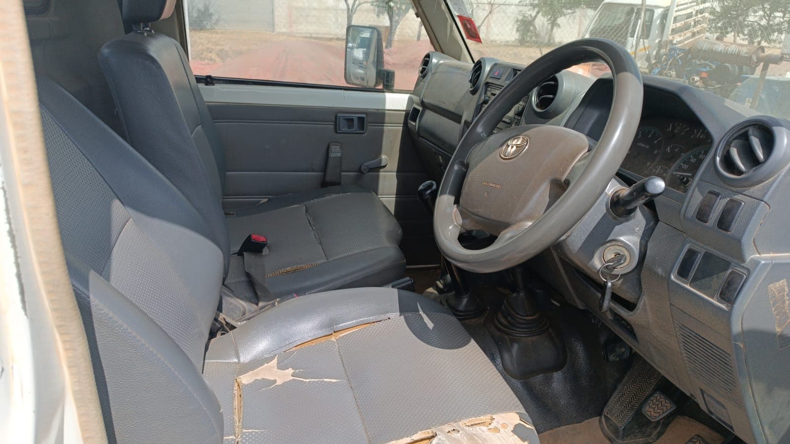 Toyota/LandCruiser - 2012 — imagem 8