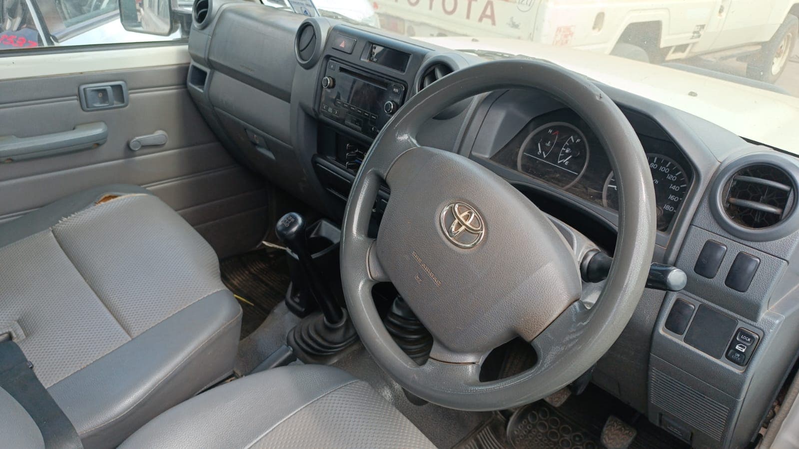 Toyota/LandCruiser  - 2014 — imagem 19