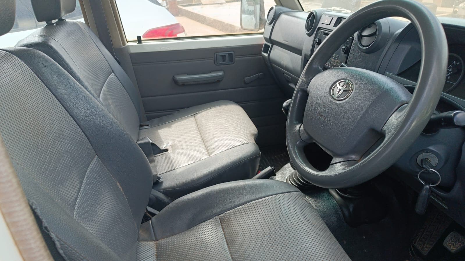 Toyota/LandCruiser - 2014 — imagem 13