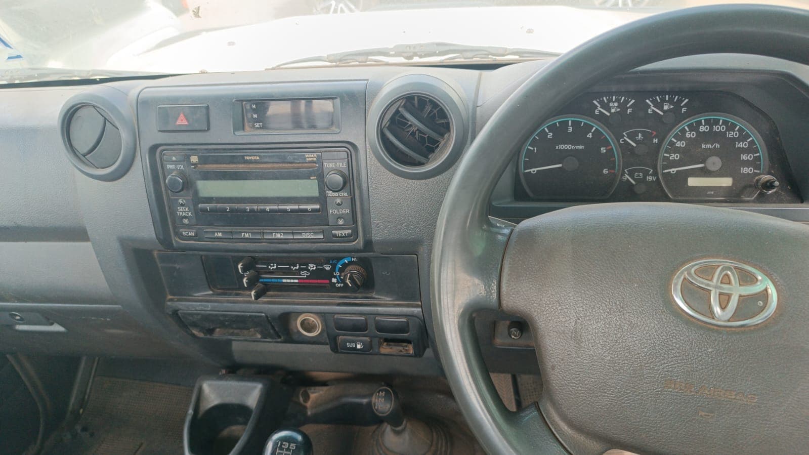 Toyota/LandCruiser - 2013 — image 14