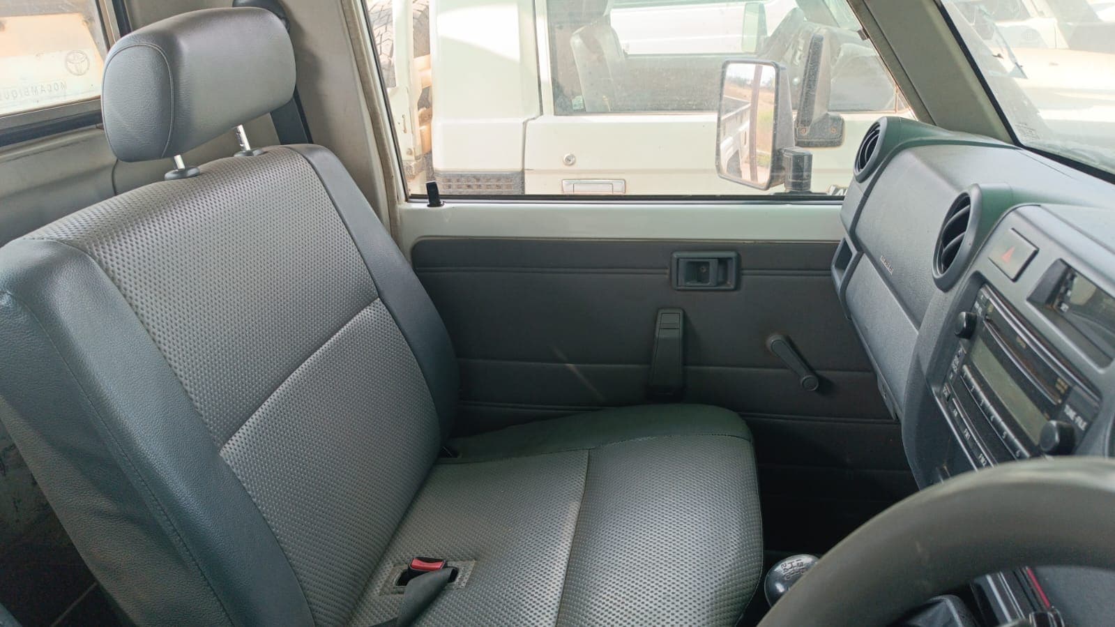Toyota/LandCruiser - 2014 — imagem 10