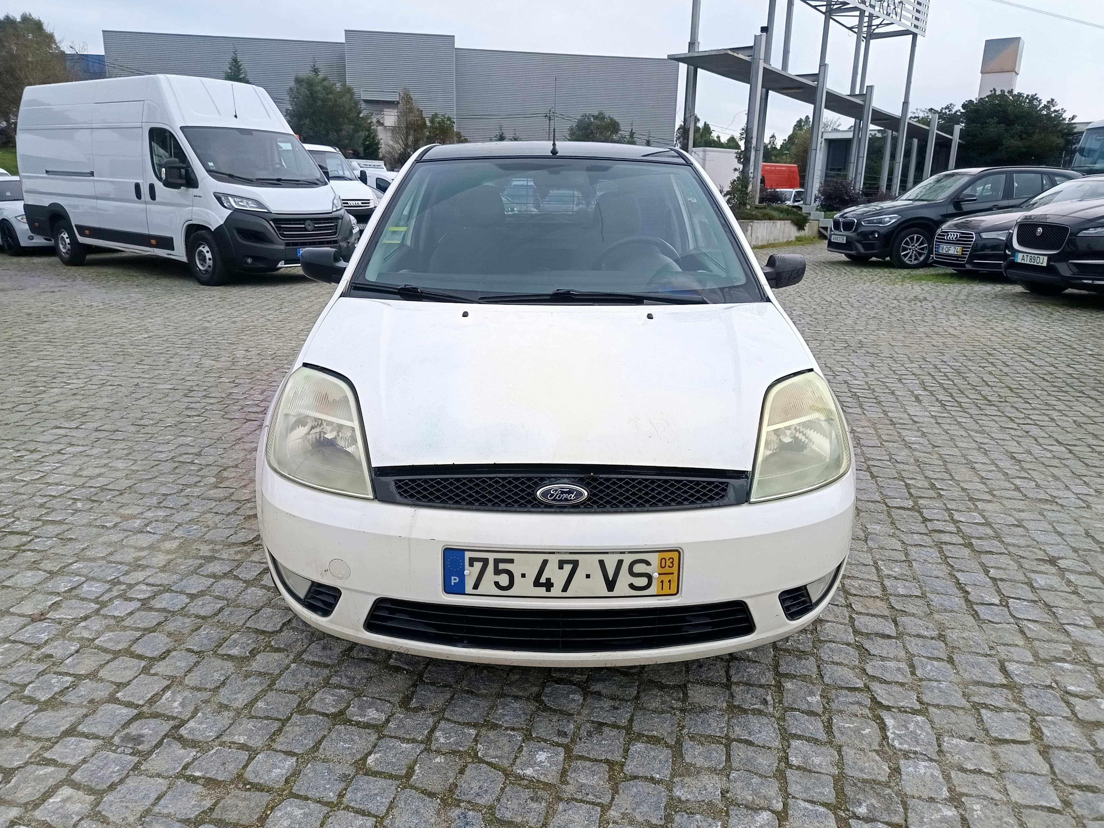 Ford Fiesta TDCI · Ano 2003 — imagem 2