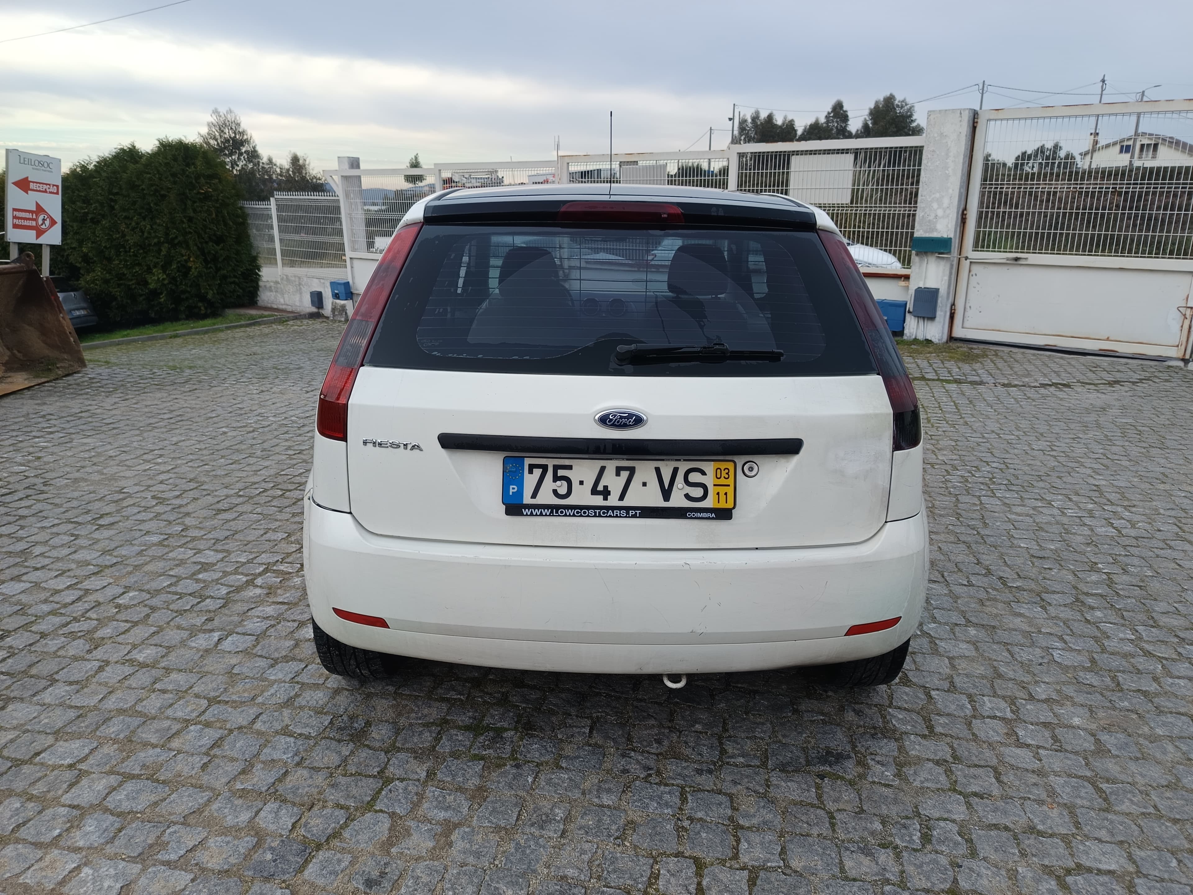 Ford Fiesta TDCI · Ano 2003 — imagem 5