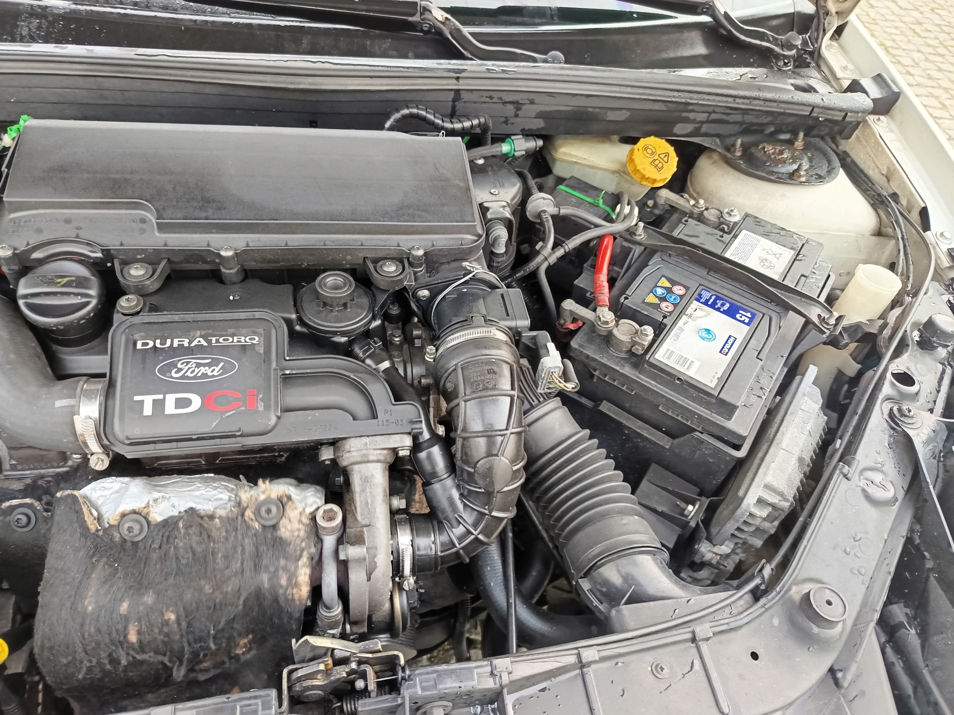 Ford Fiesta TDCI · Ano 2003 — imagem 19