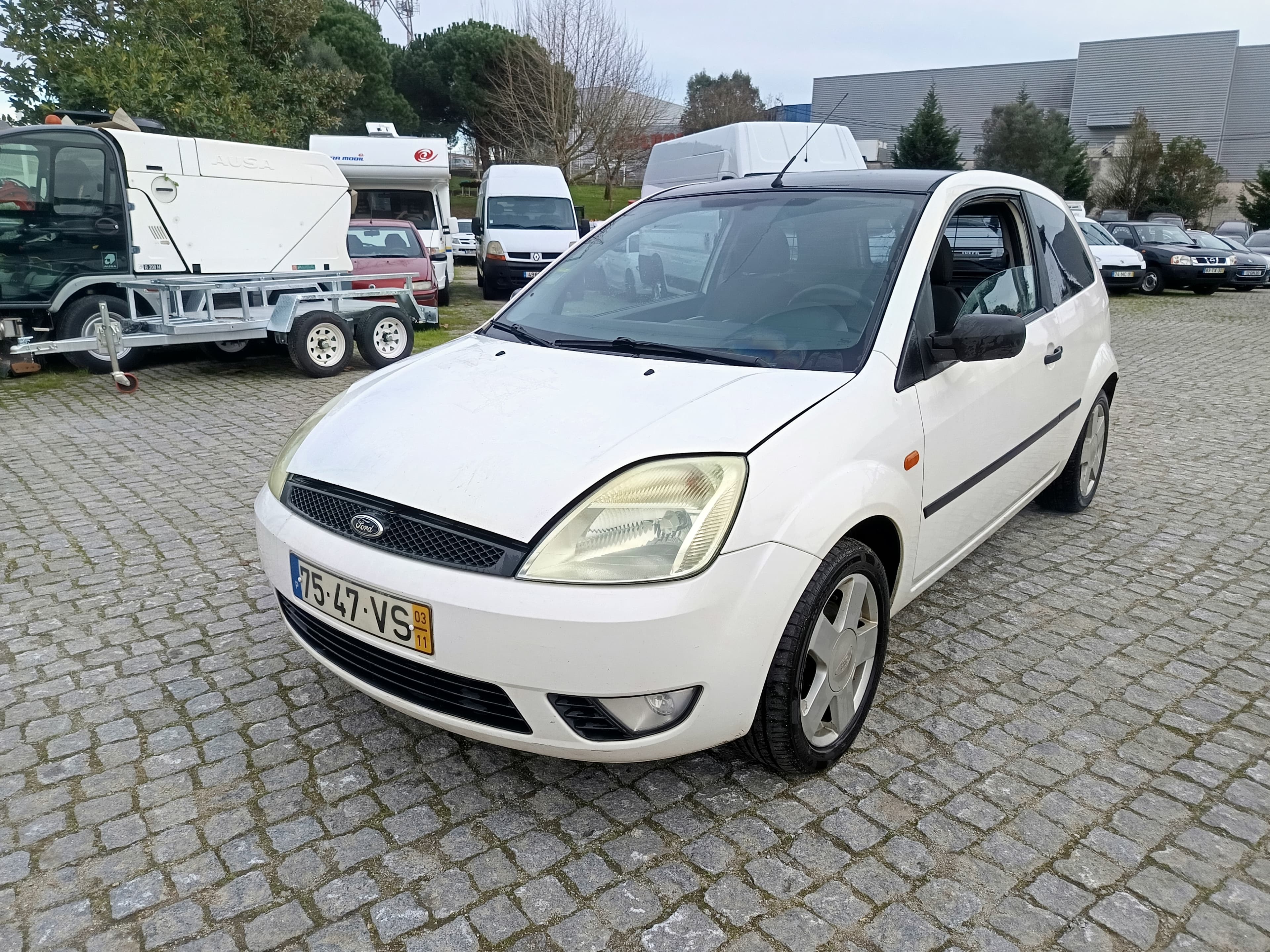 Ford Fiesta TDCI · Ano 2003 — imagem 1