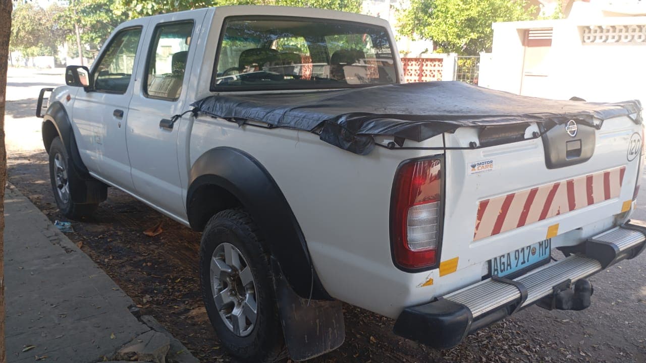 Nissan/Hardbody NP300 - 2017 — image 8