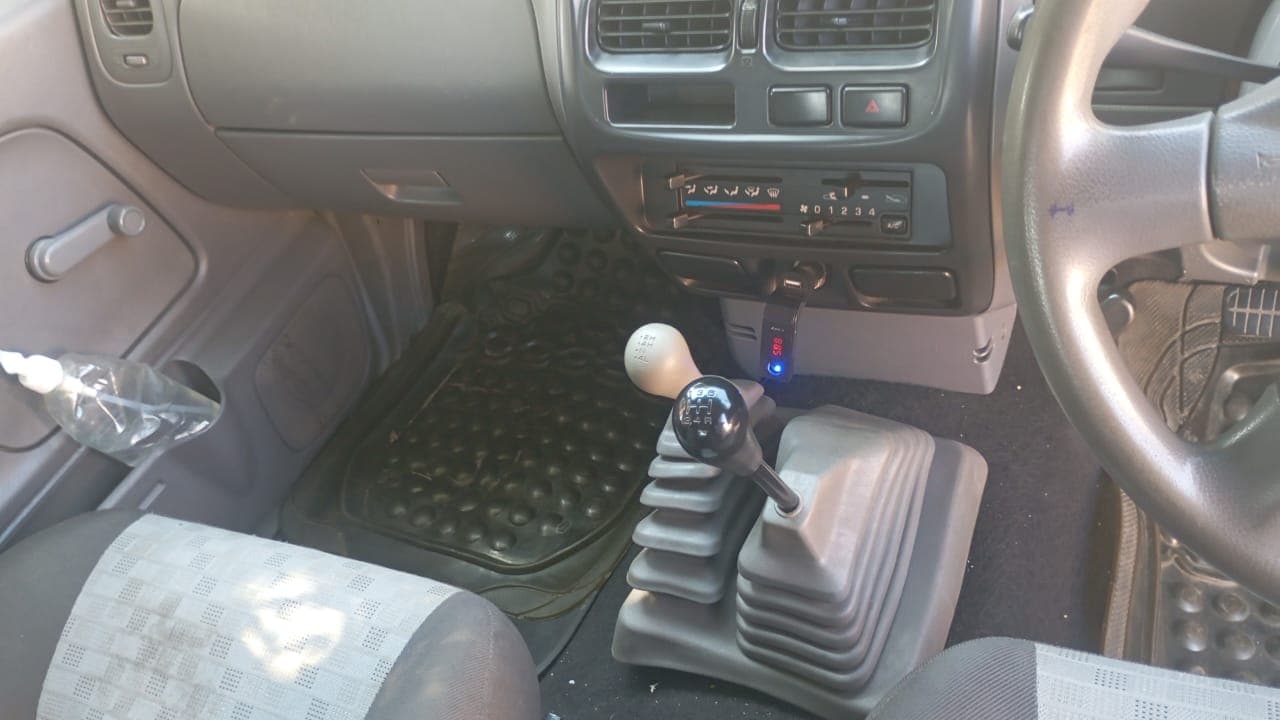 Nissan/Hardbody NP300 - 2017 — image 14