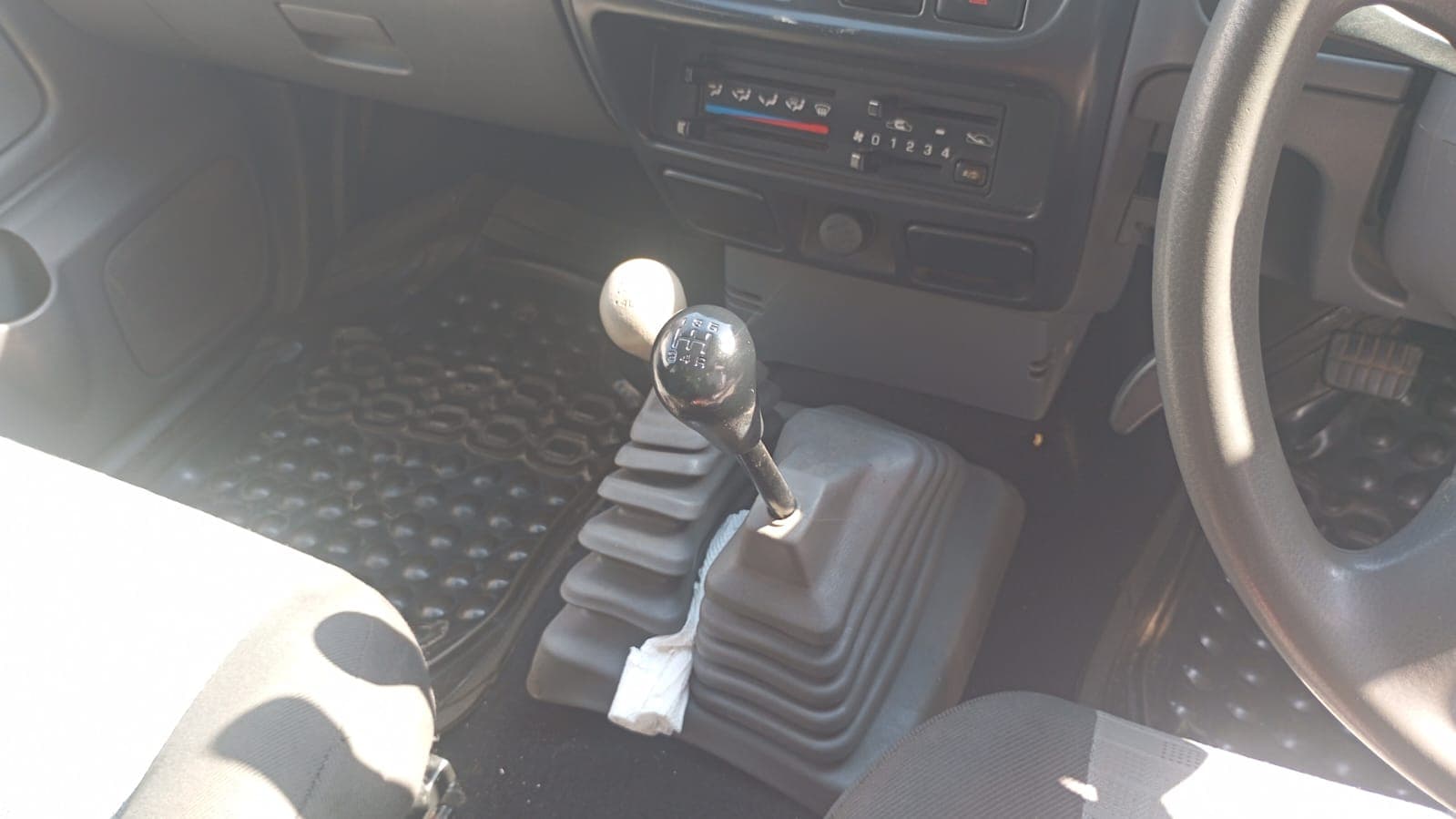 Nissan/Hardbody NPR 300 - 2017 — imagen 21
