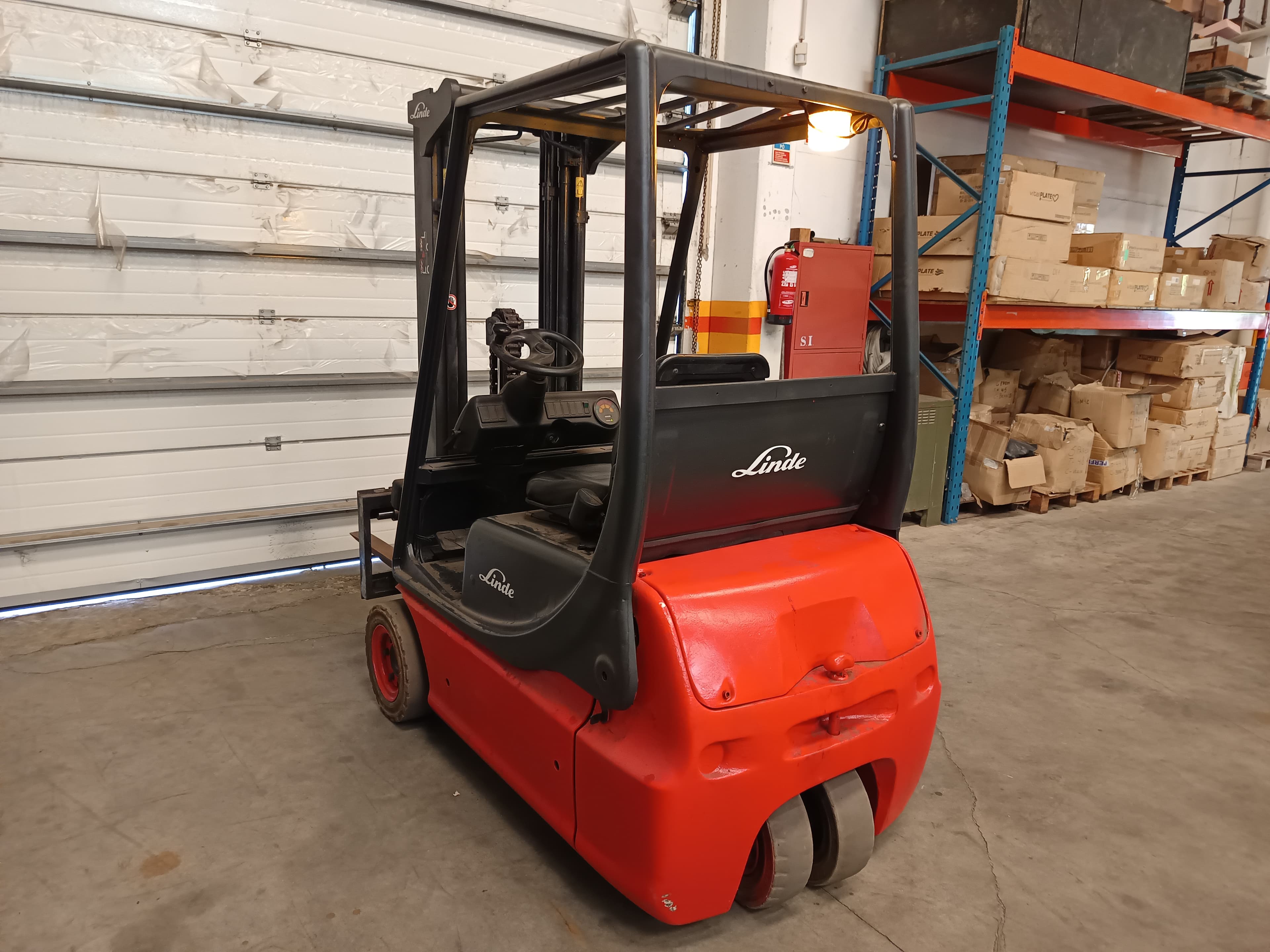 Linde Forklift — image 3