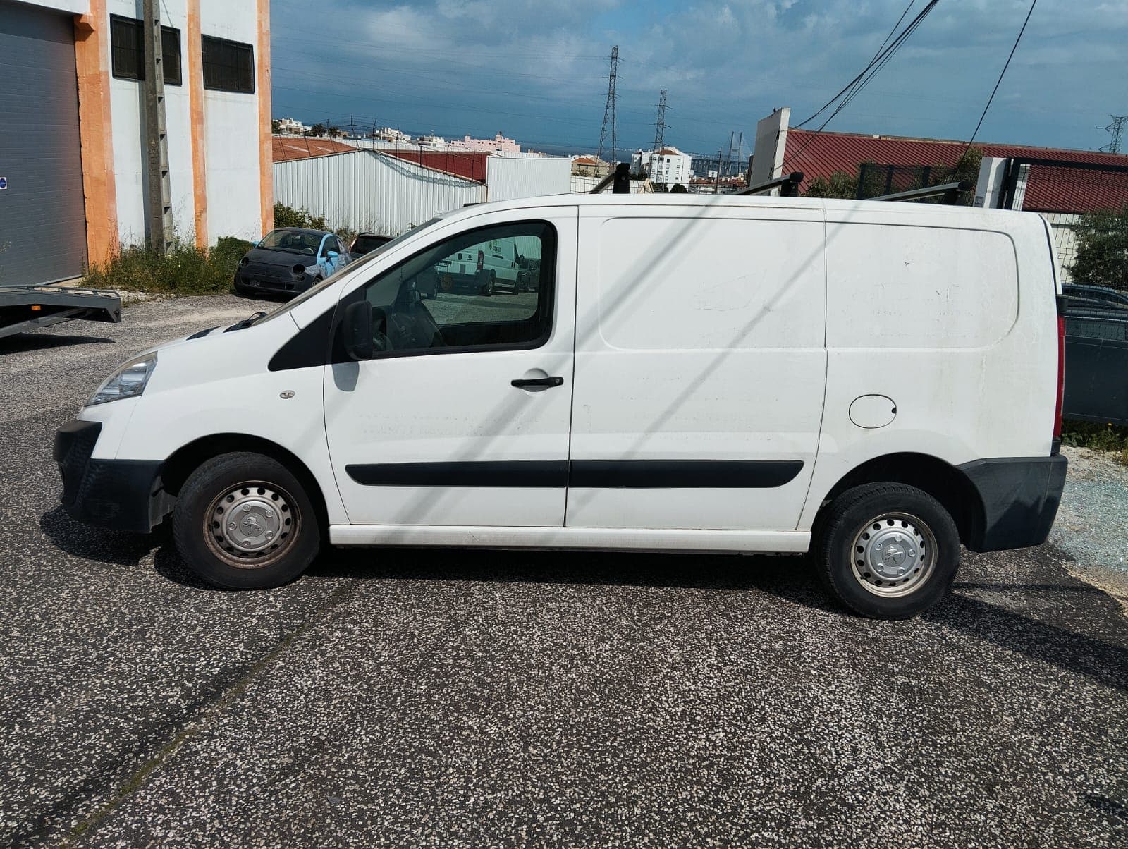 Peugeot Expert · Ano 2014 — imagem 8