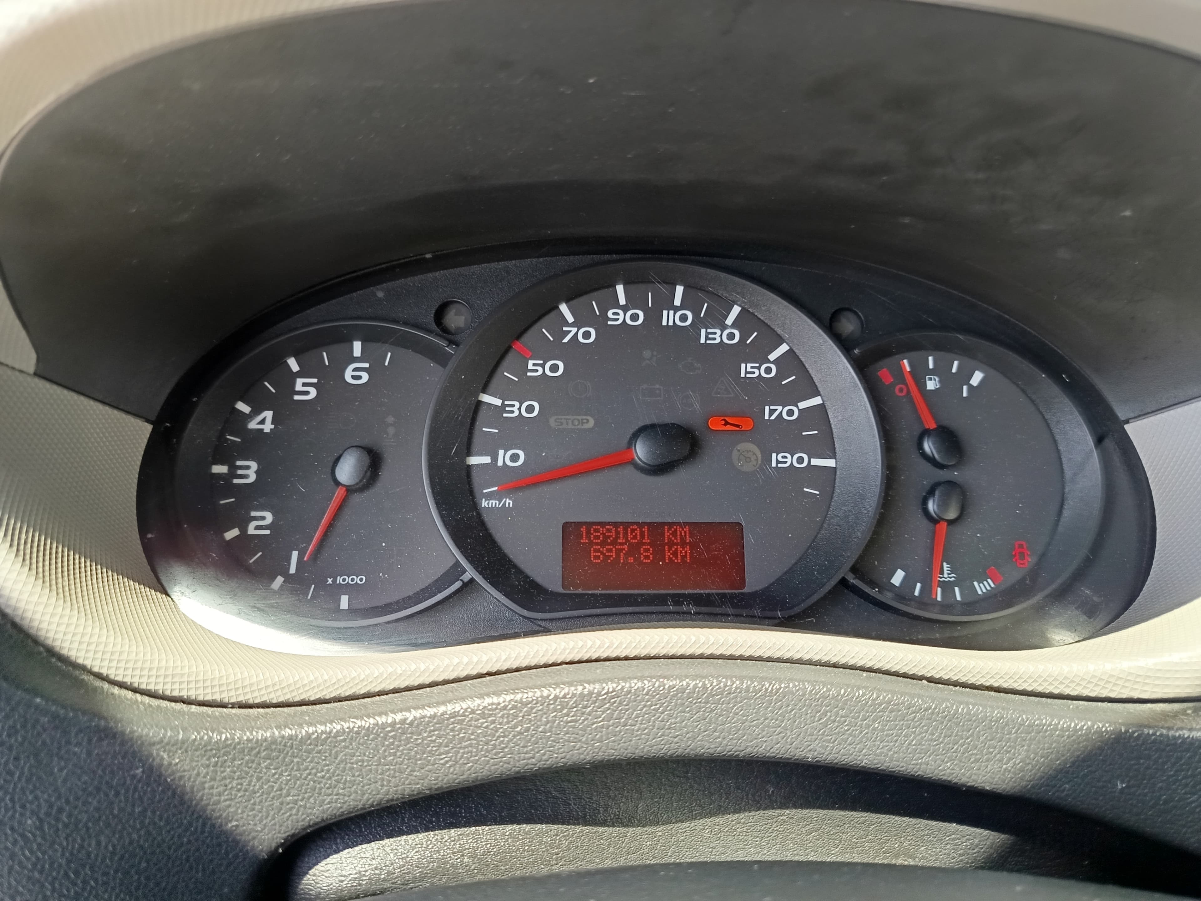 Renault Master · Ano 2014 — imagem 37
