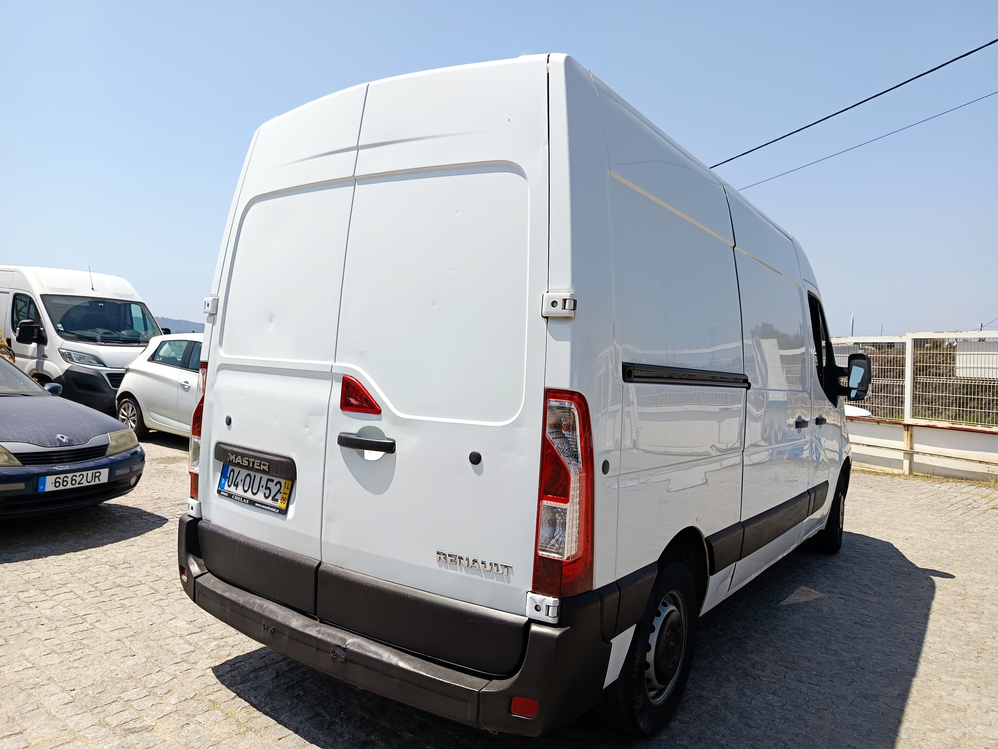 Renault Master · Ano 2014 — imagem 4