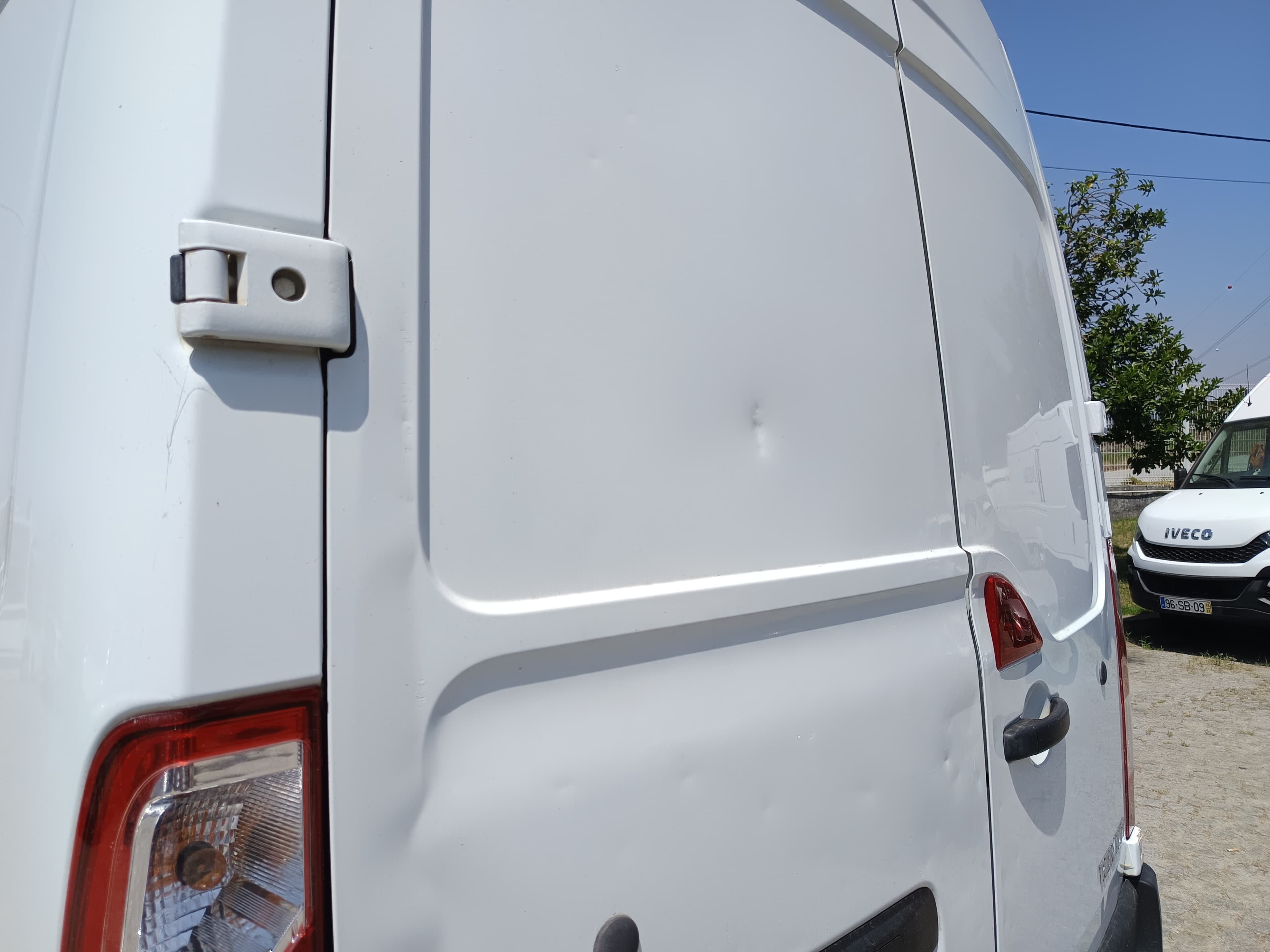 Renault Master · Ano 2014 — imagem 12