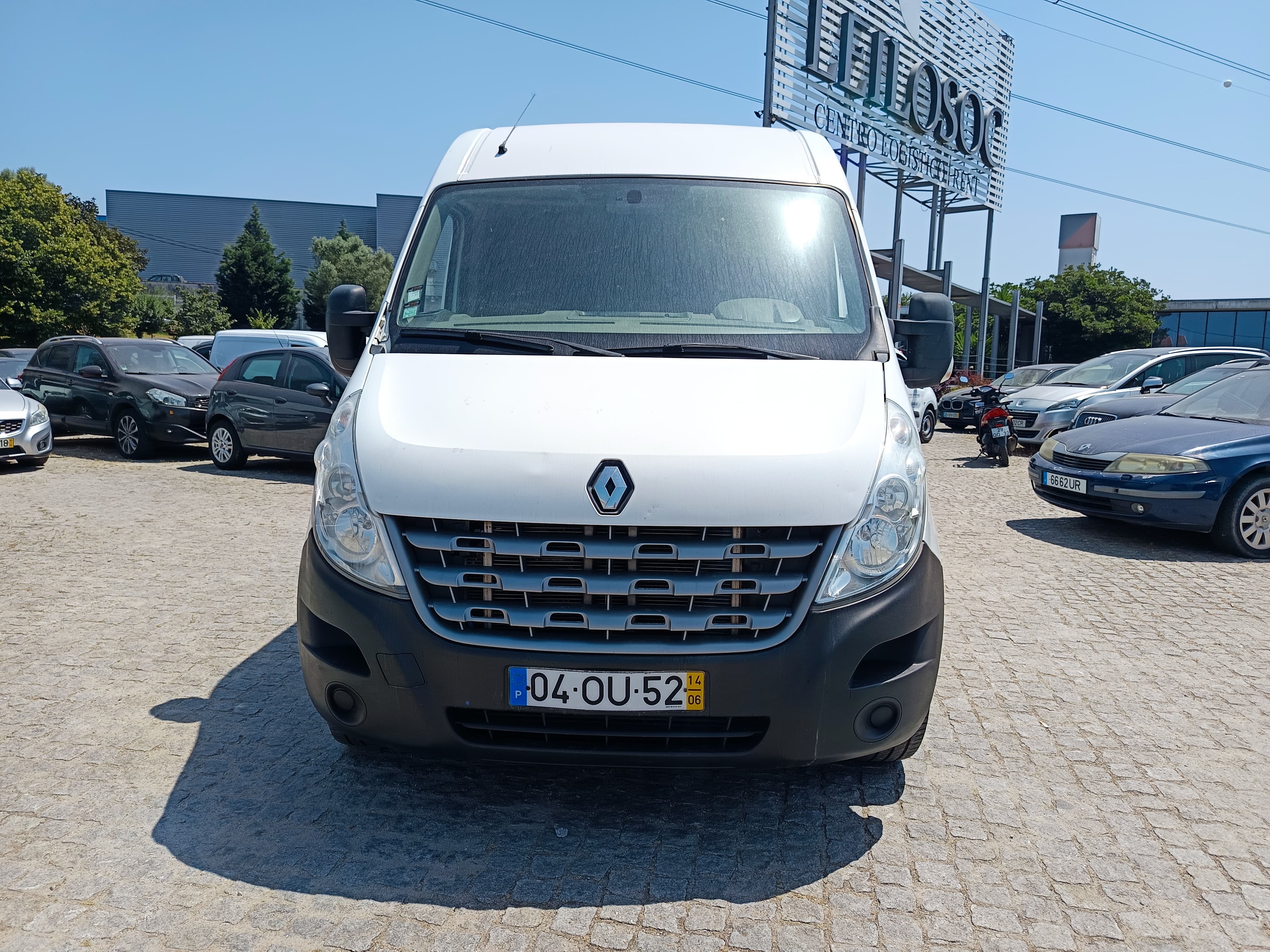 Renault Master · Ano 2014 — imagem 3