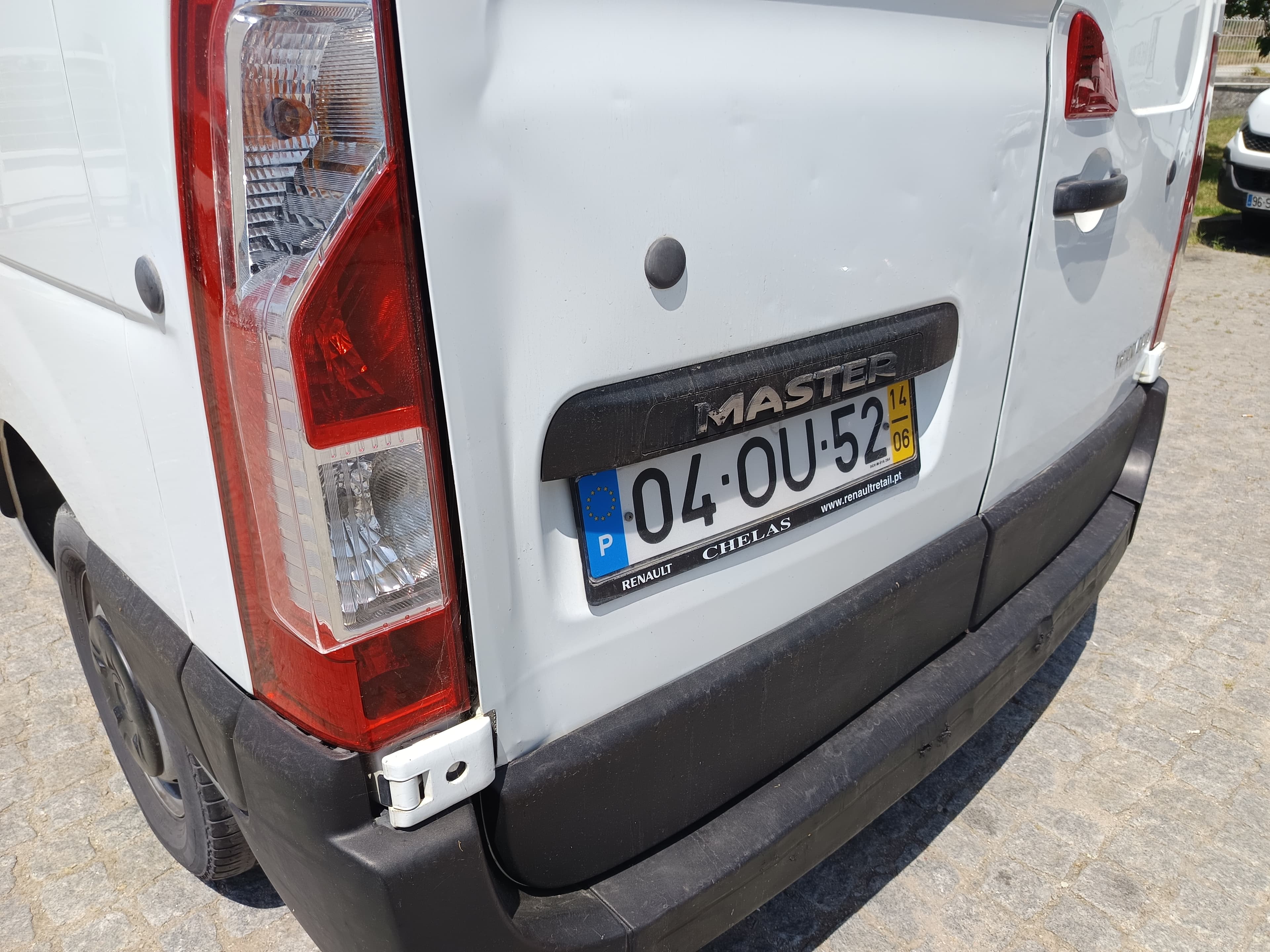 Renault Master · Ano 2014 — imagem 11