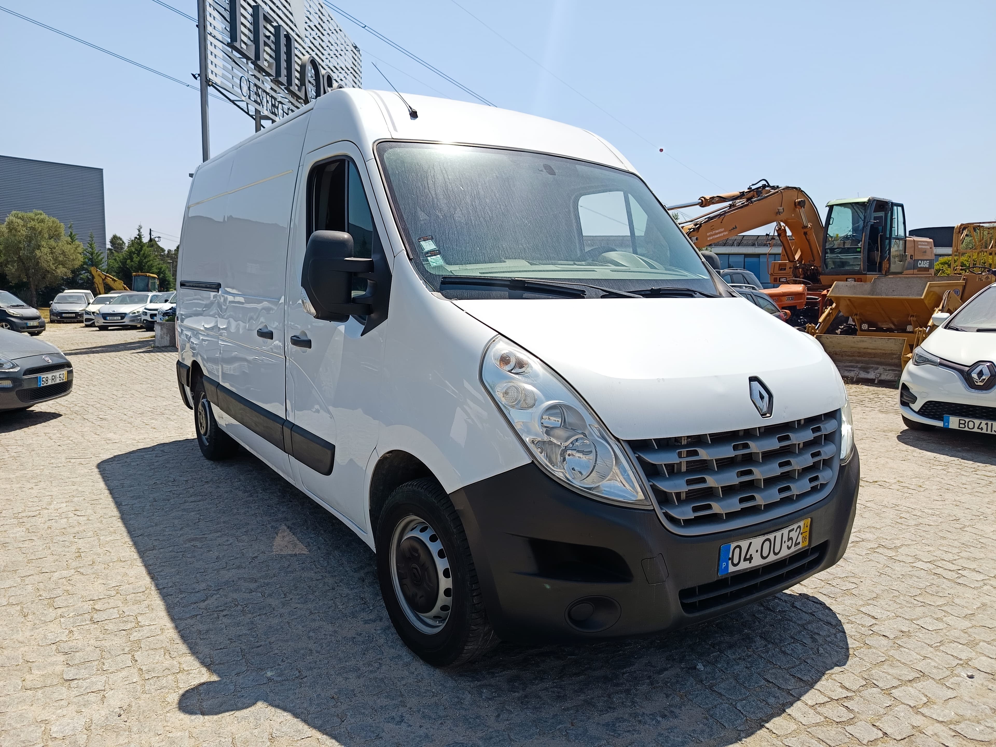 Renault Master · Ano 2014 — imagem 1
