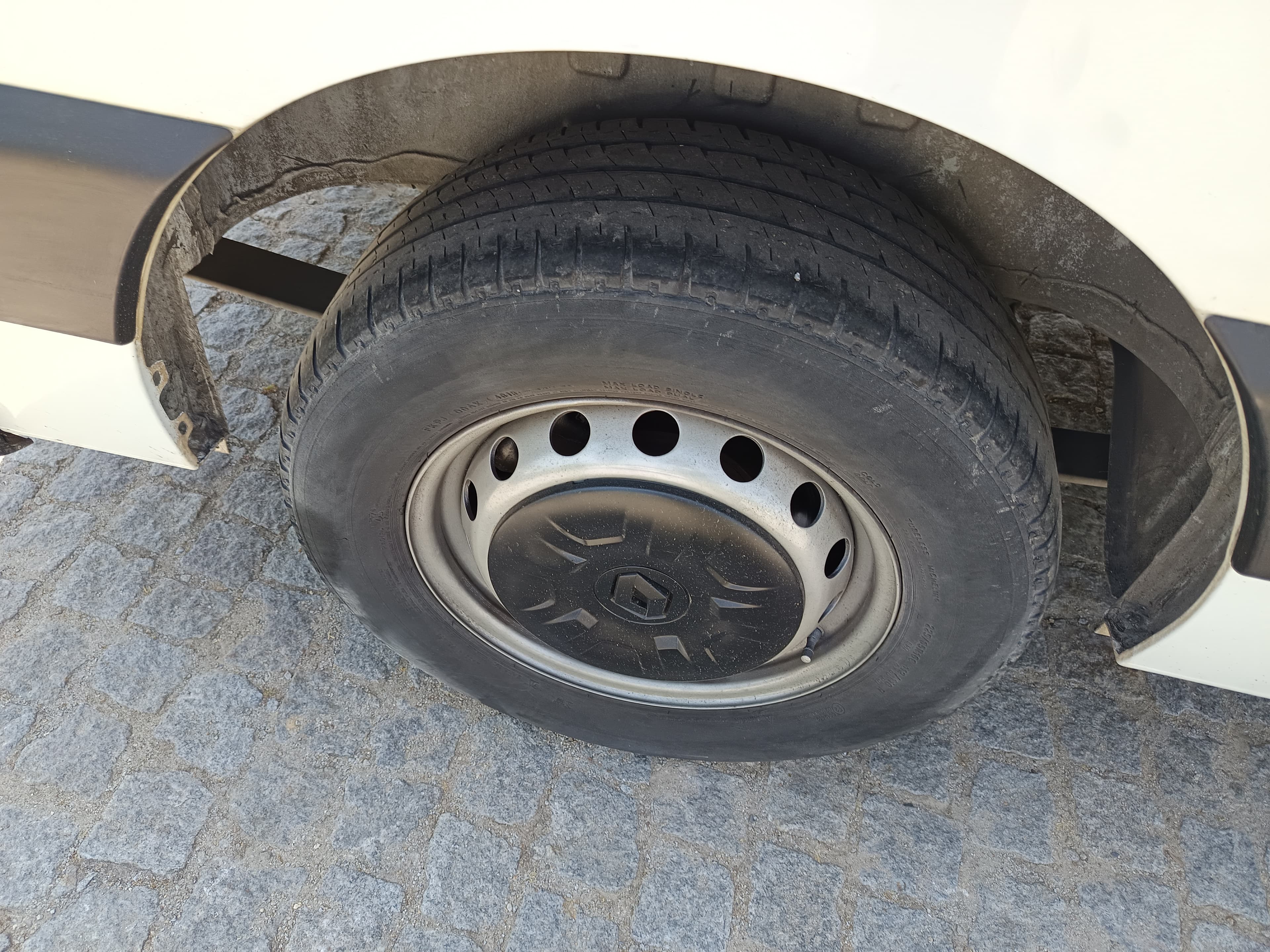 Renault Master · Ano 2014 — imagem 10