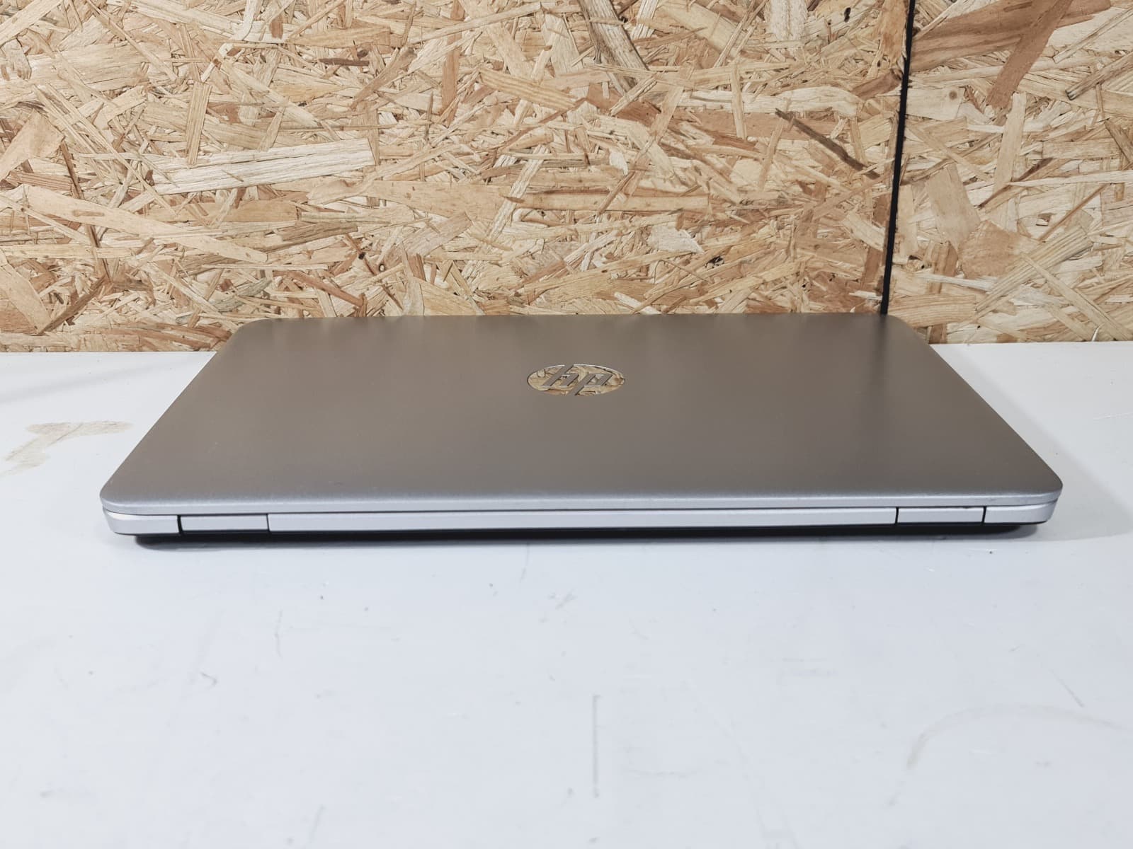 Portátil HP EliteBook 840 G4 — imagen 2