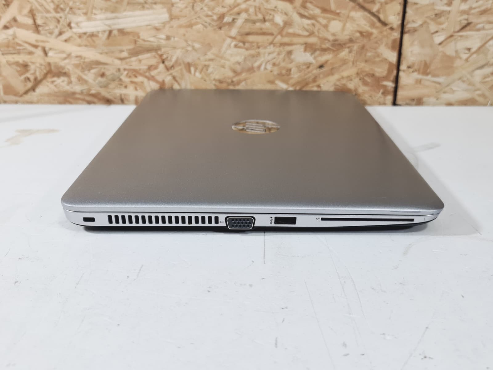 Portátil HP EliteBook 840 G4 — imagen 4