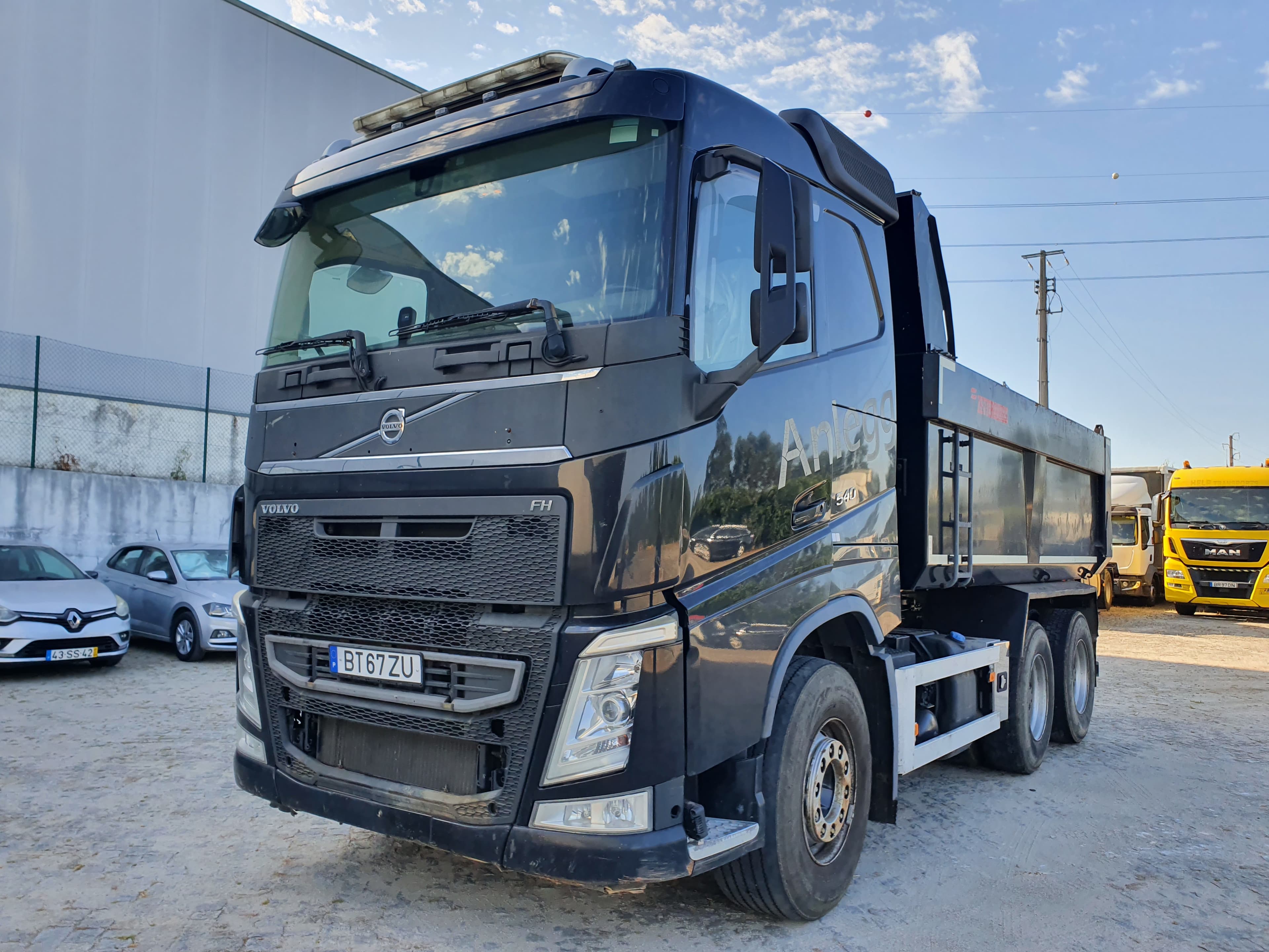 Volvo FH 6X4 · Ano 2014 — imagen 3