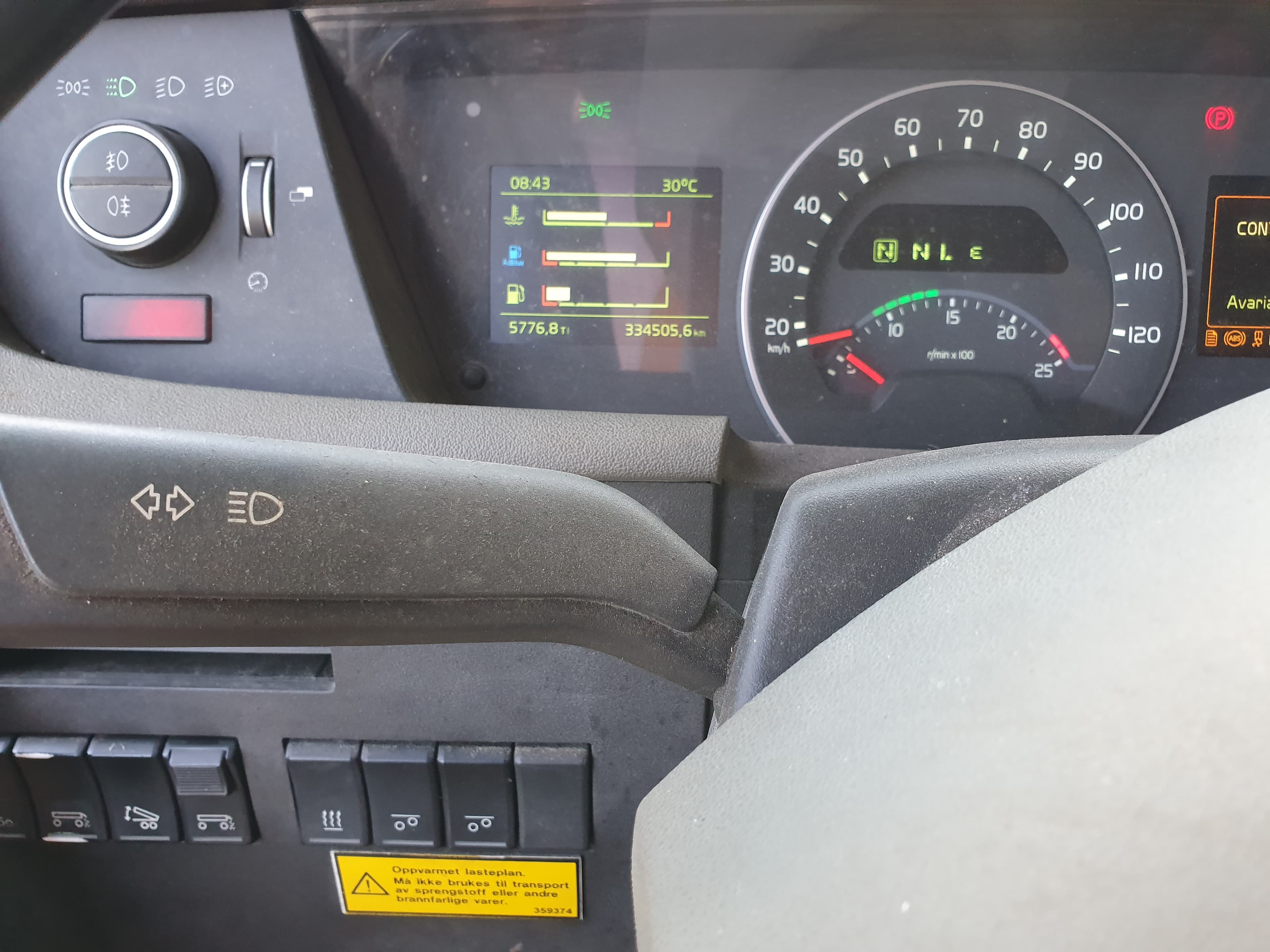 Volvo FH 6X4 · Ano 2014 — imagen 33