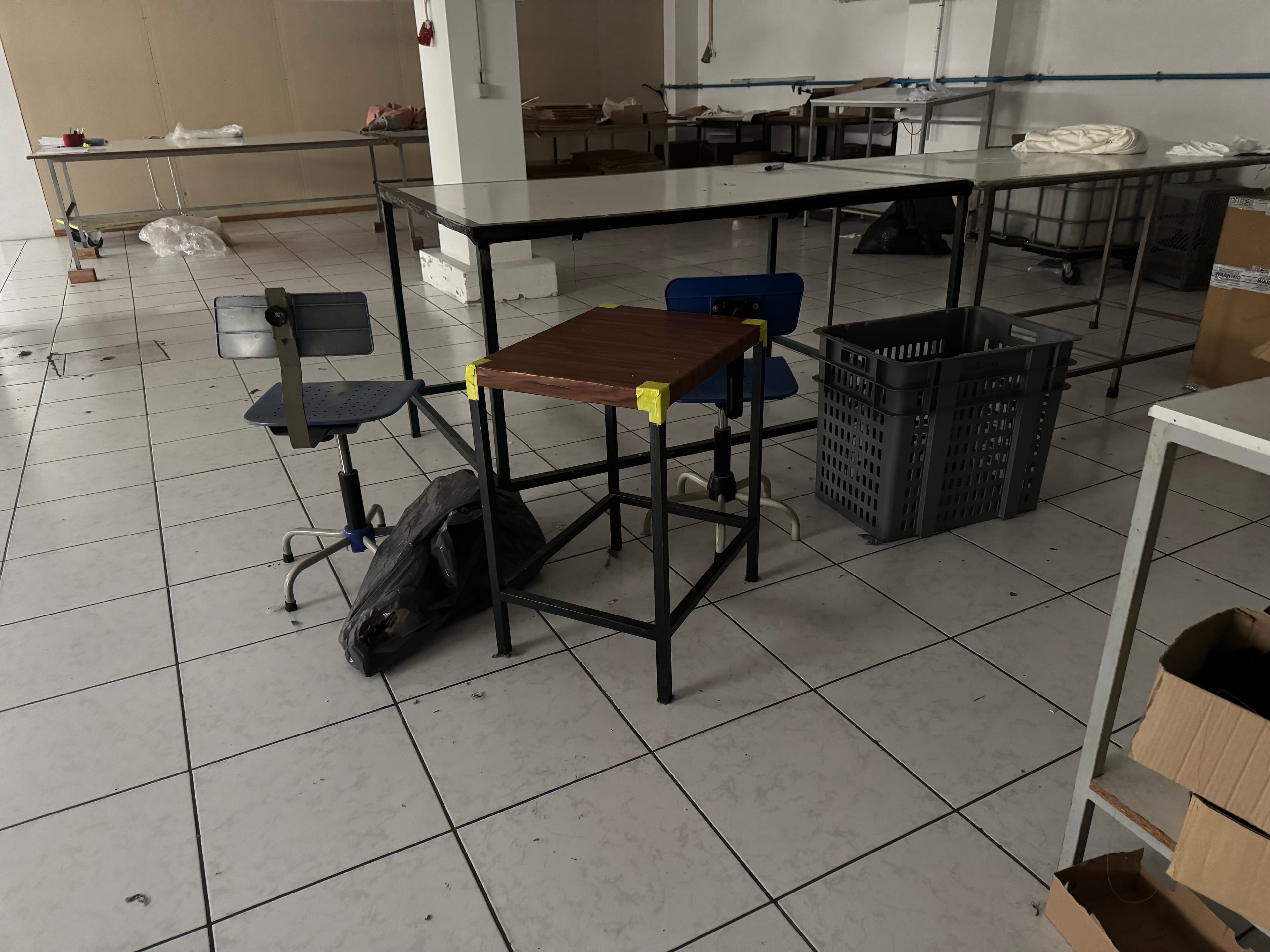 Mesas de Apoio — image 4