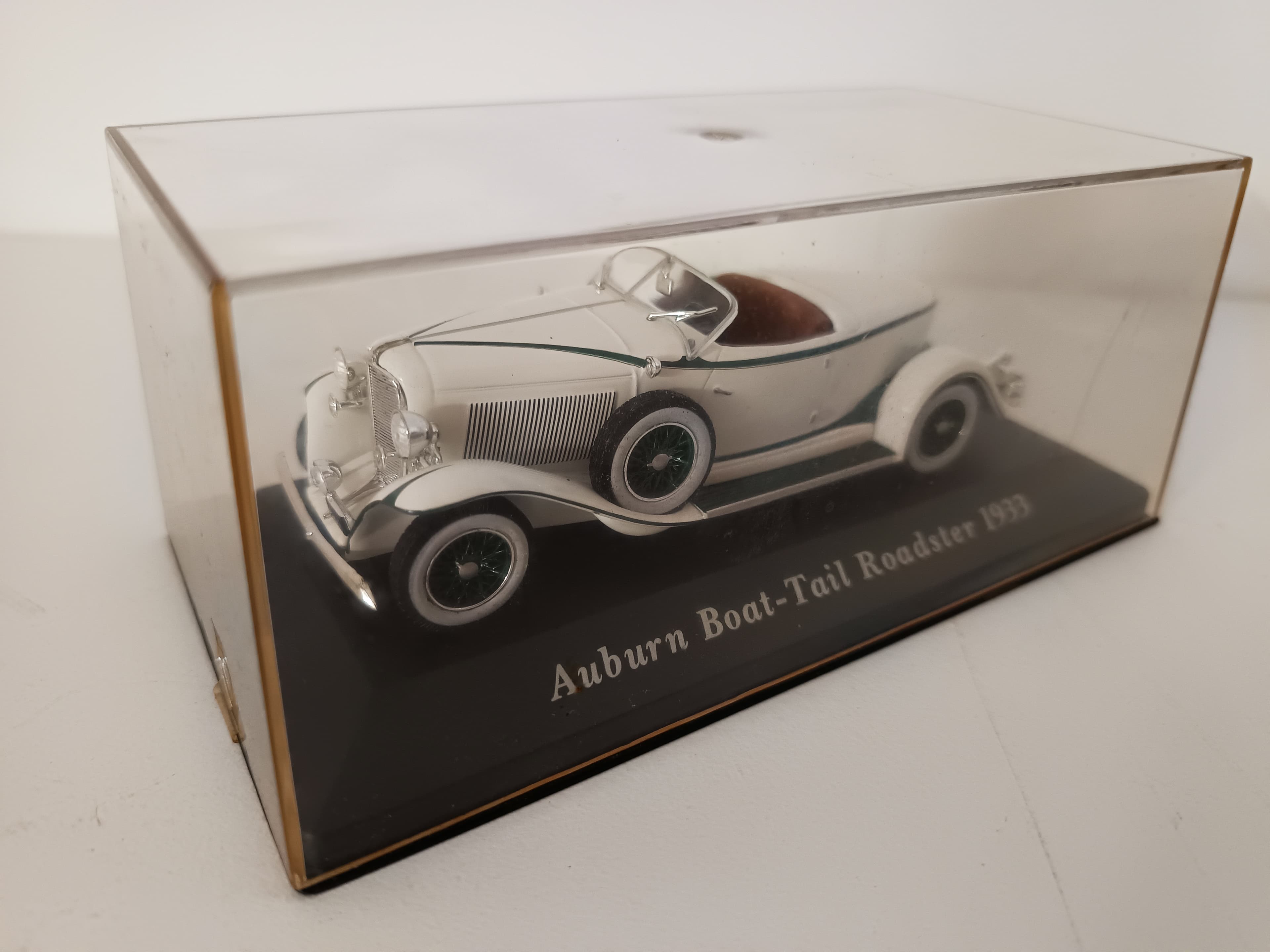 Miniatura Veículo Escala 1:43