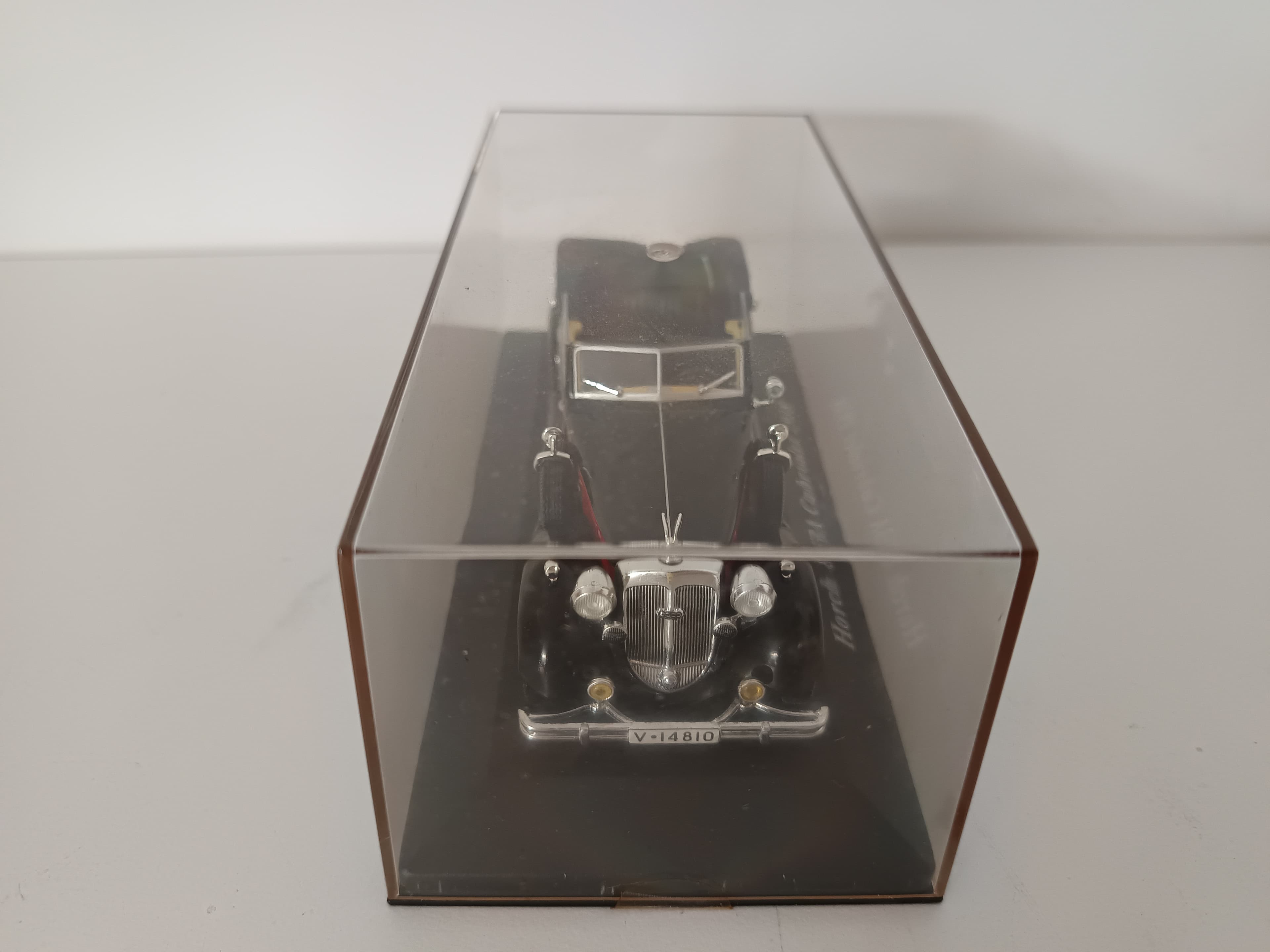 Miniatura de Vehículo Escala 1:43 — imagen 3
