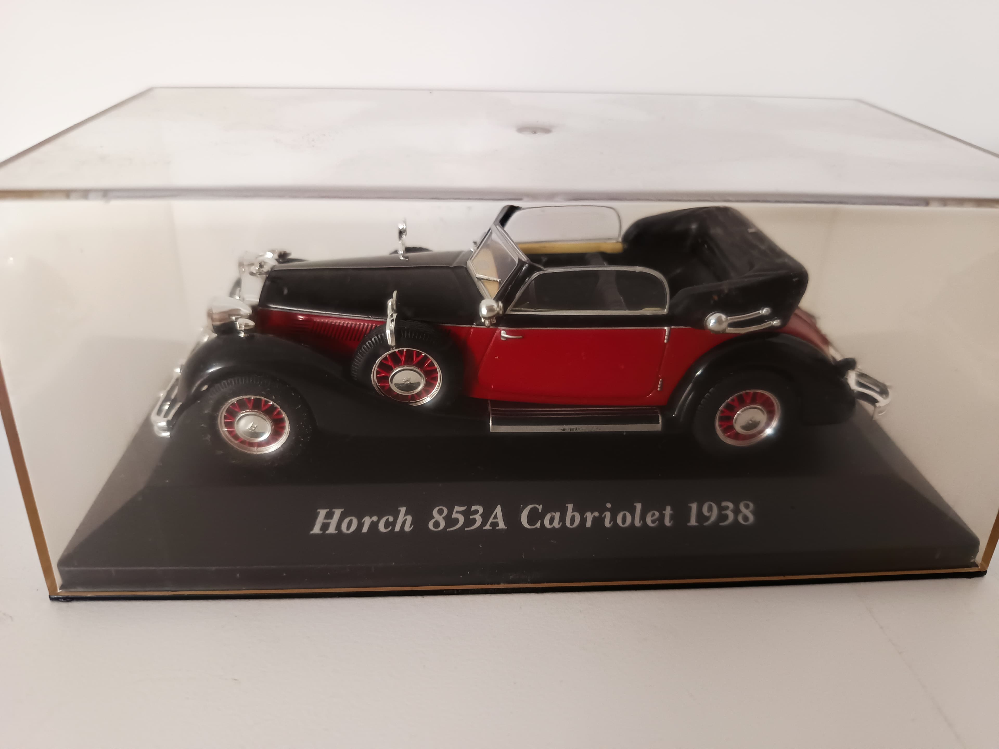 Miniatura Veículo Escala 1:43