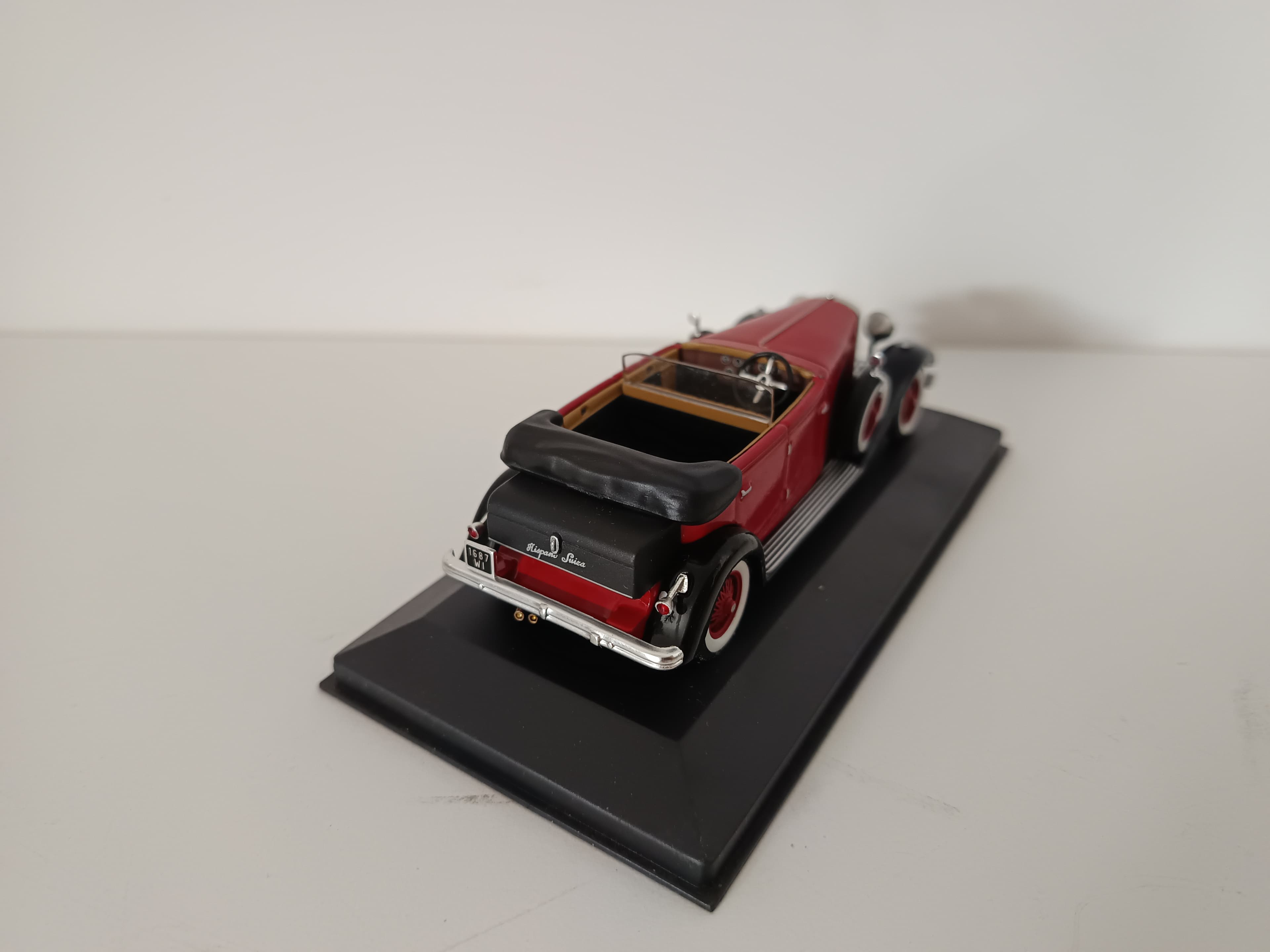Miniatura Veículo Escala 1:43 — imagem 4