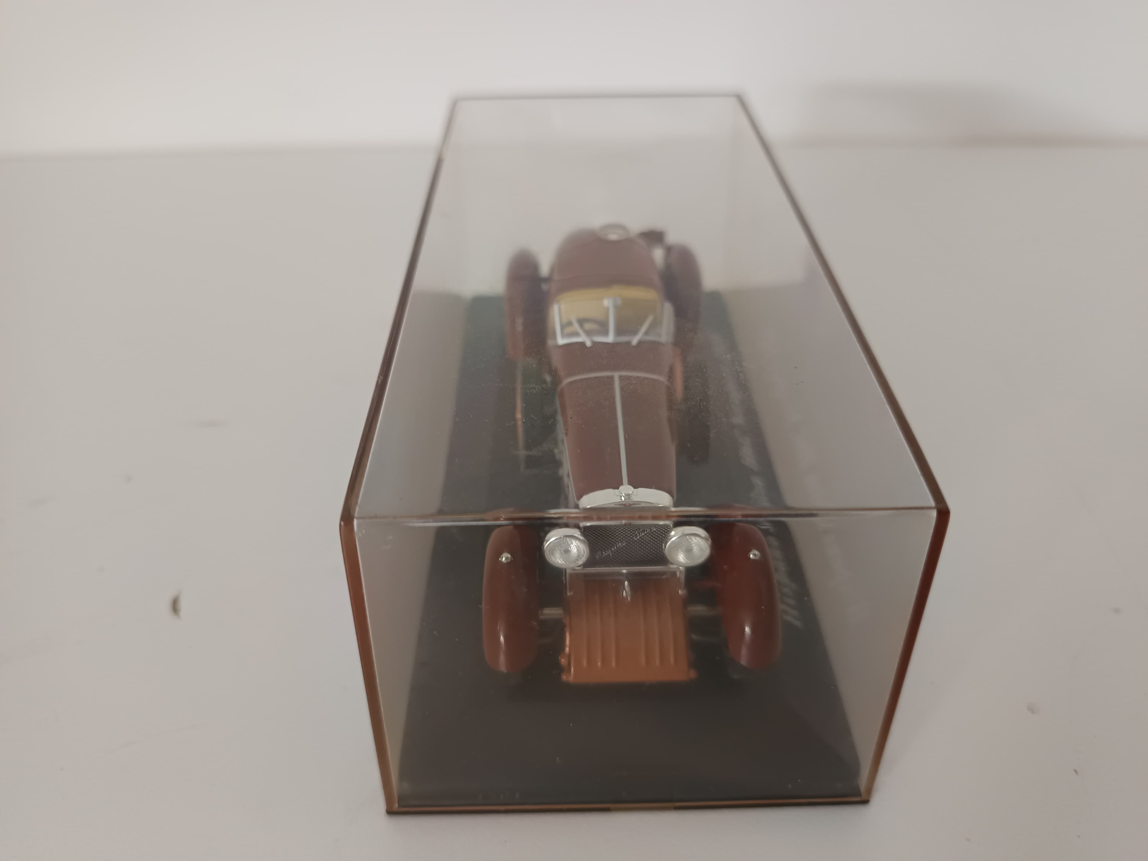 Miniatura Veículo Escala 1:43 — image 3