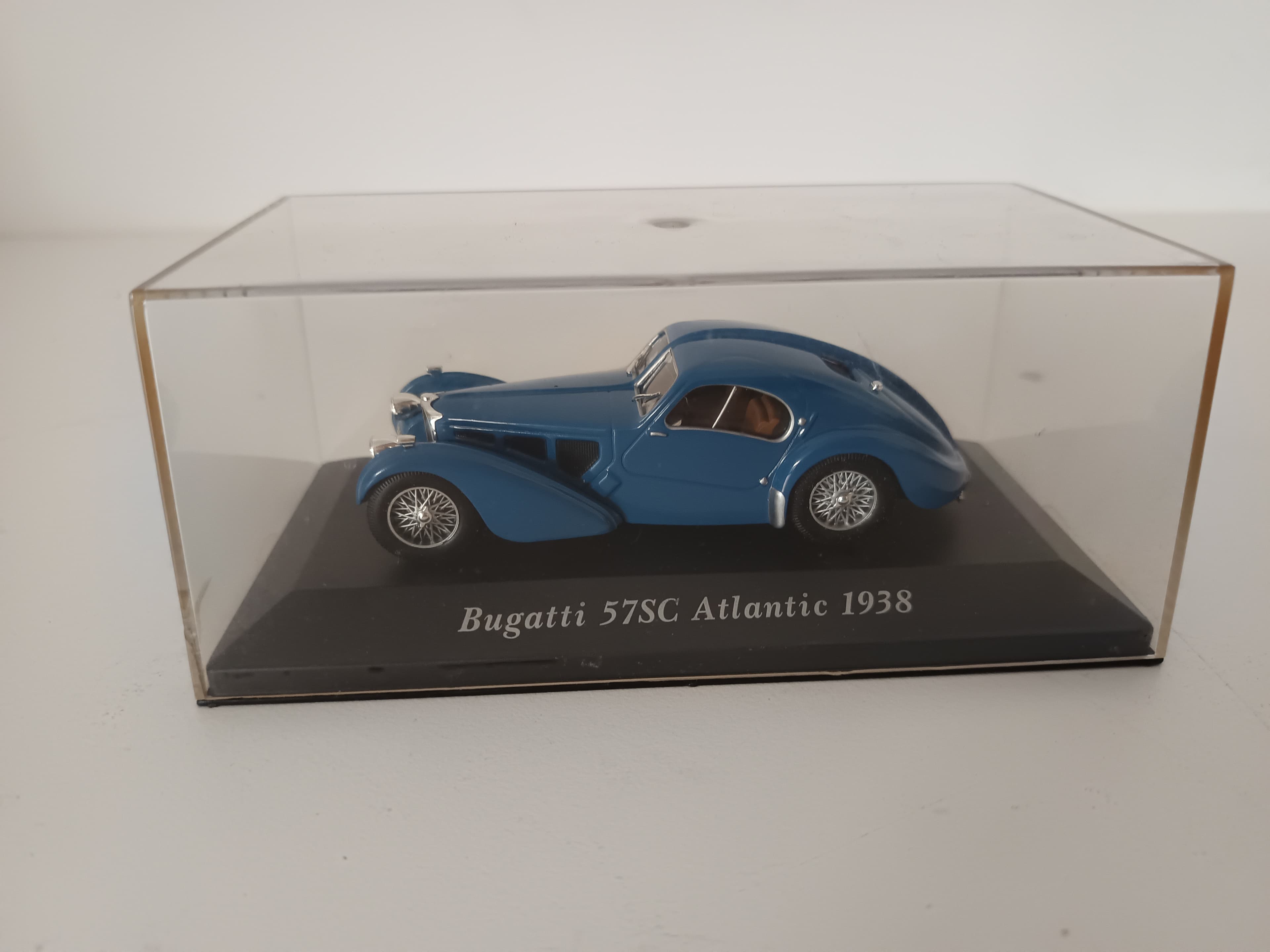 Miniatura Veículo Escala 1:43 — imagem 1