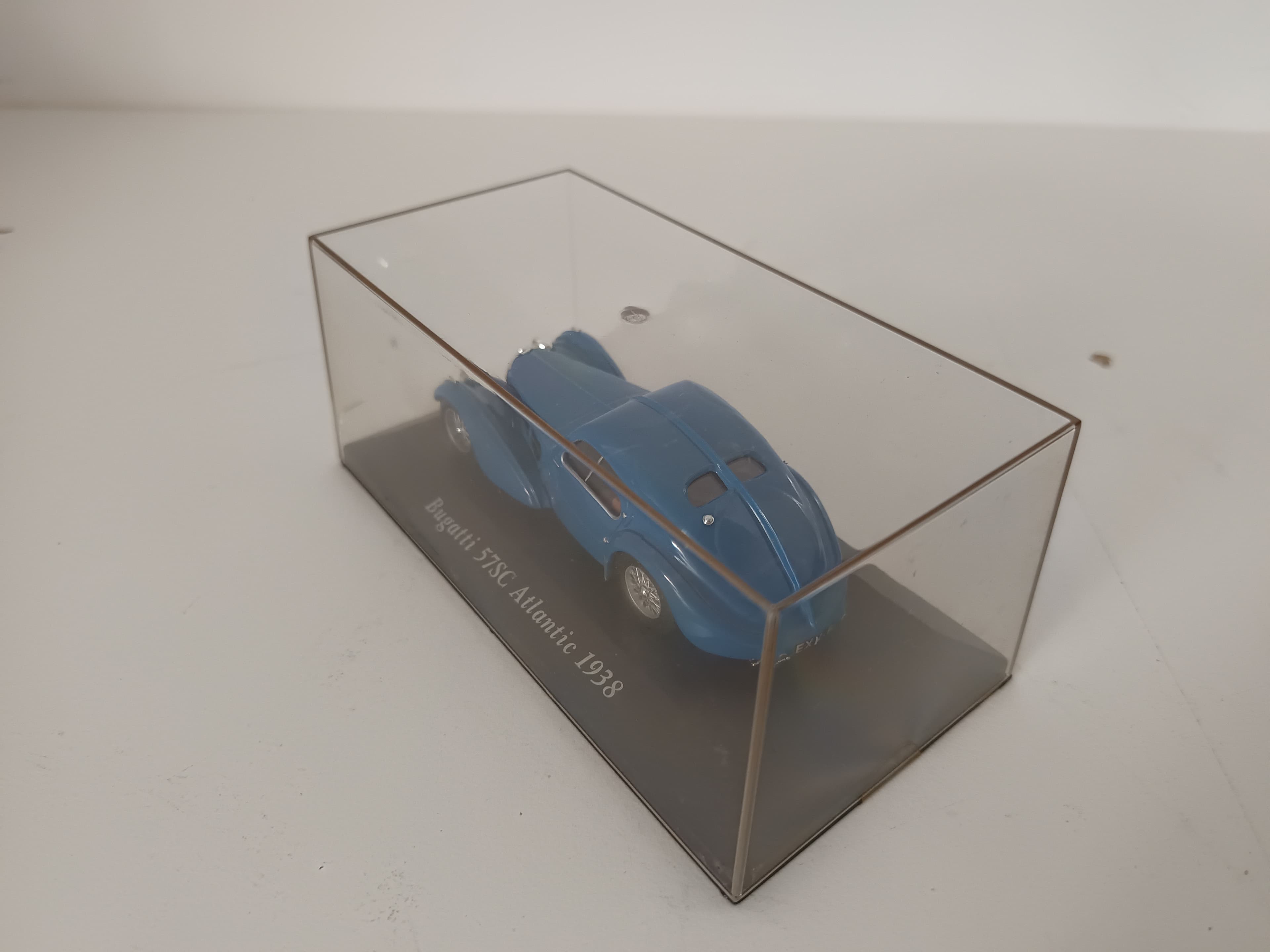 Miniatura Veículo Escala 1:43 — imagem 5