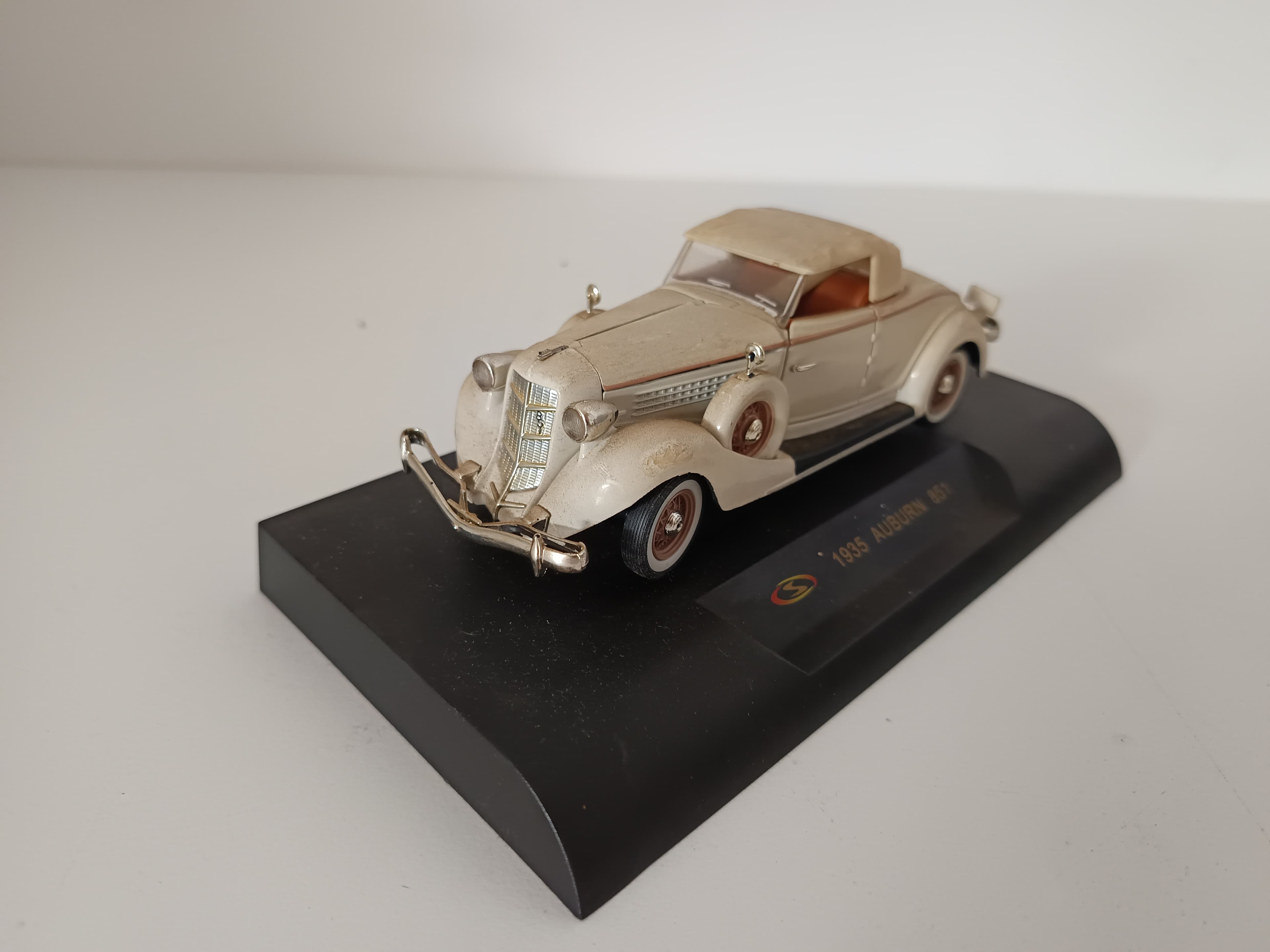 Miniatura Veículo Escala 1:43 — imagen 3
