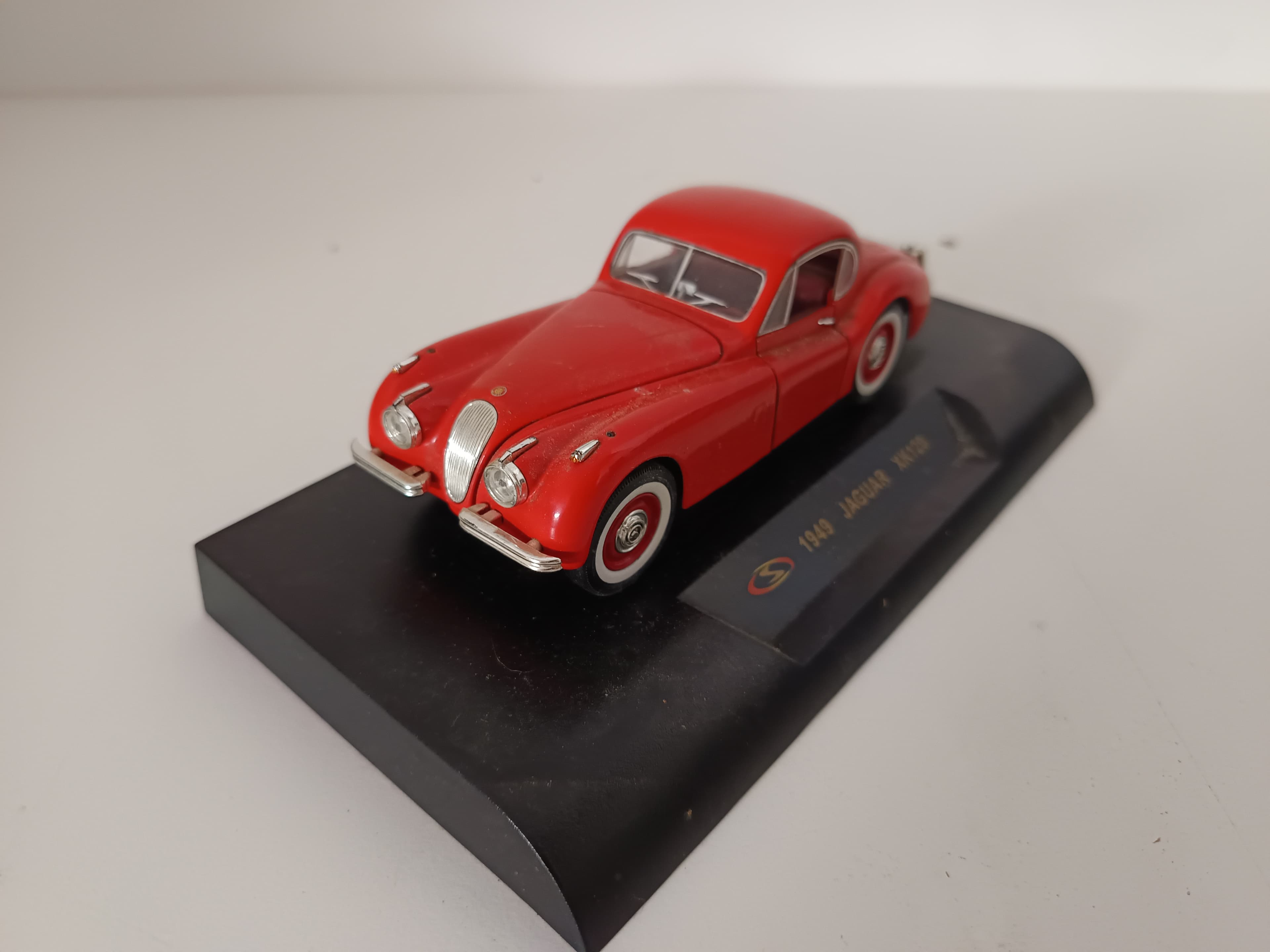 Miniatura Veículo Escala 1:43 — imagem 3